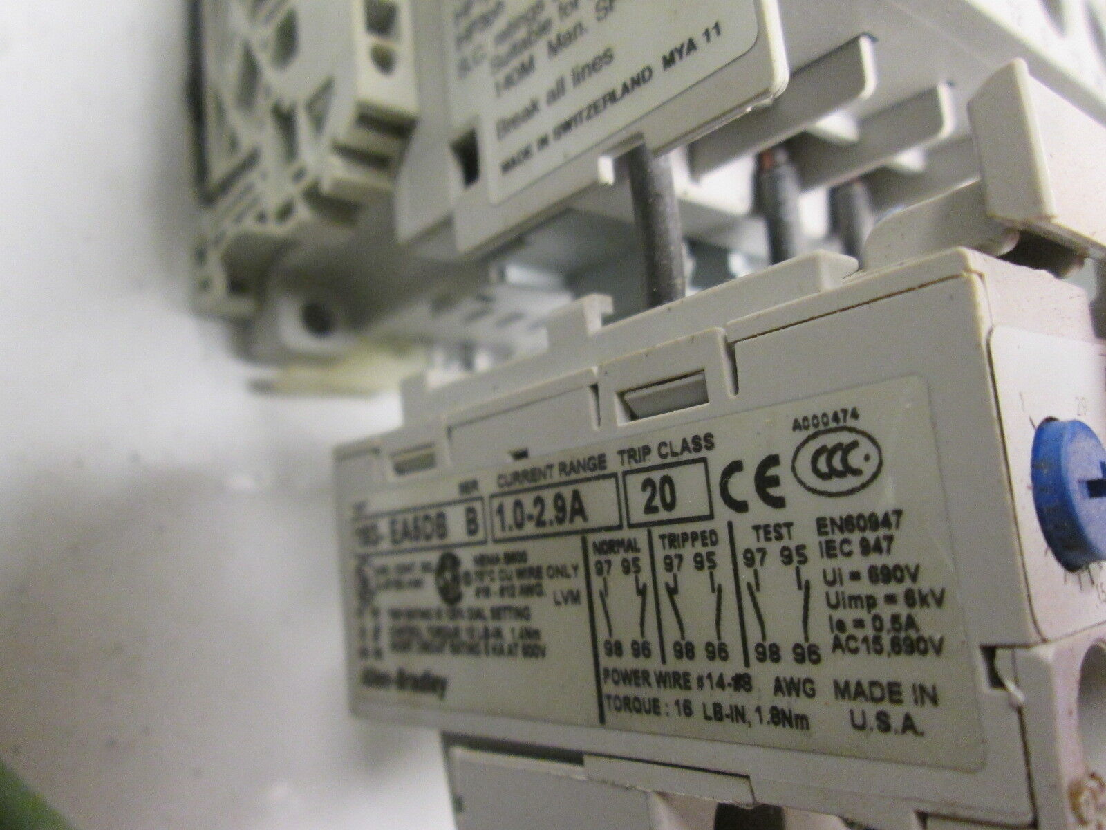Allen-Bradley Enclosed Starter 100-C09*10/193-EASDB 120V Coil Range: 1-2.9A Used