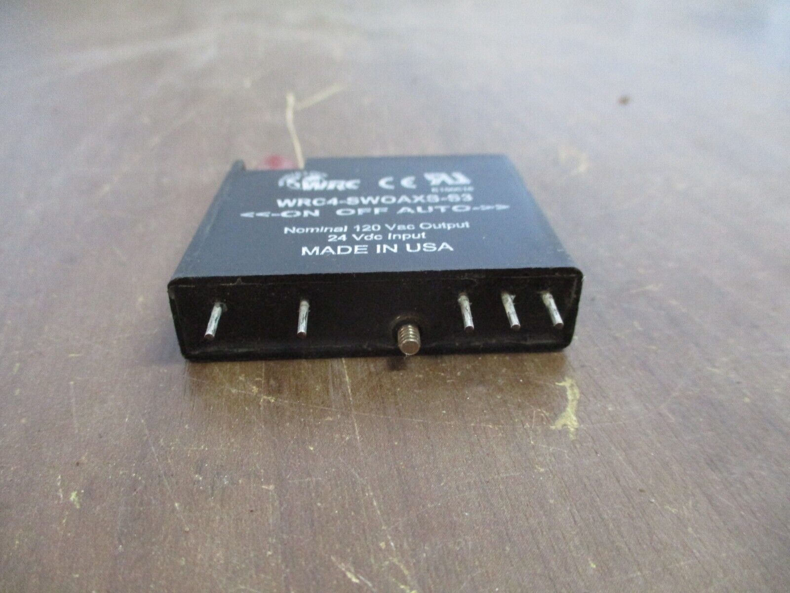 WRC Output Module WRC4-SWOAXS-S3 120VAC Output 24VDC Input Used