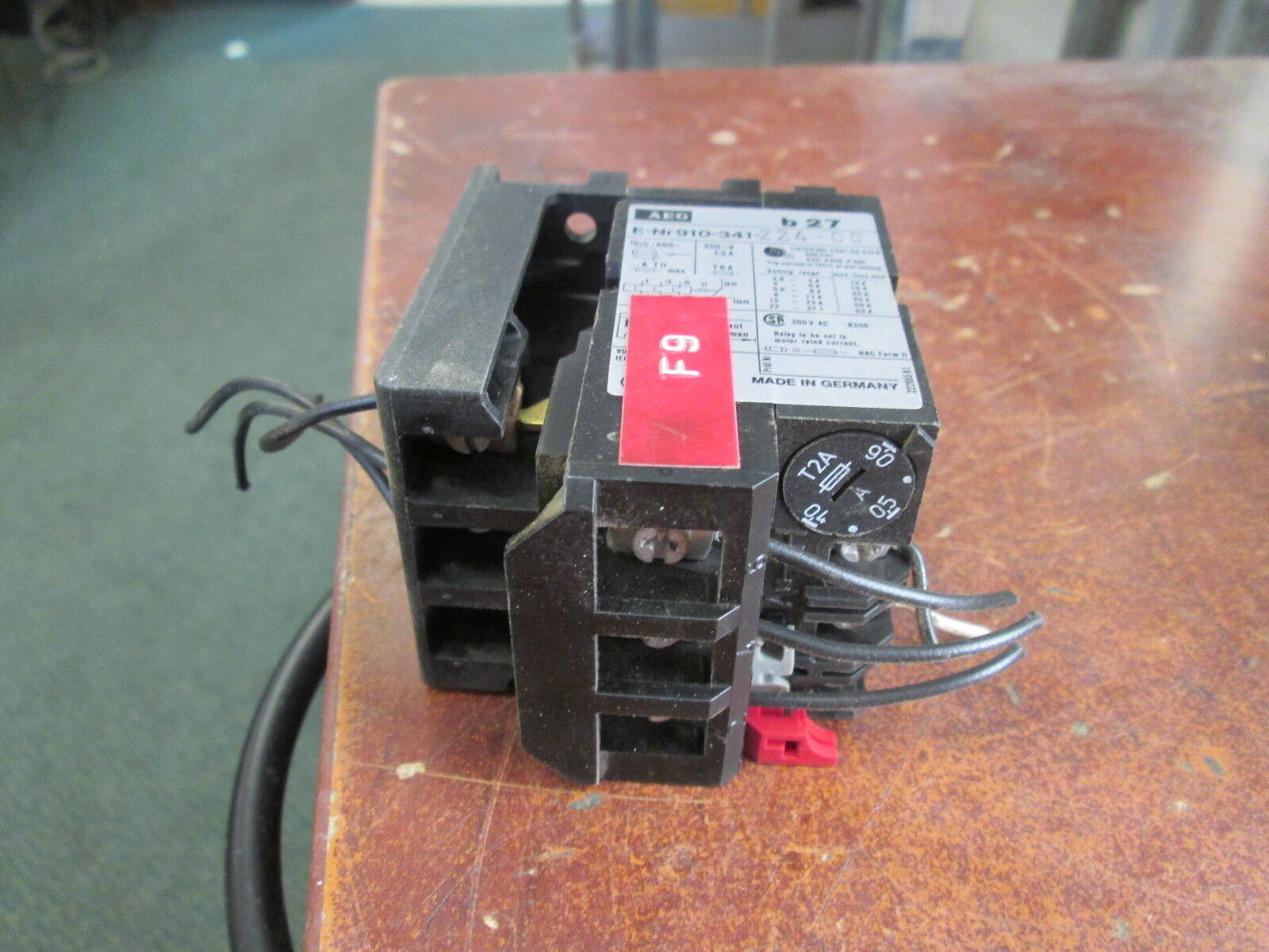 AEG B 27 Solid State Overload E-Nr910-341-224-00 Range: 0.4-0.6A Used