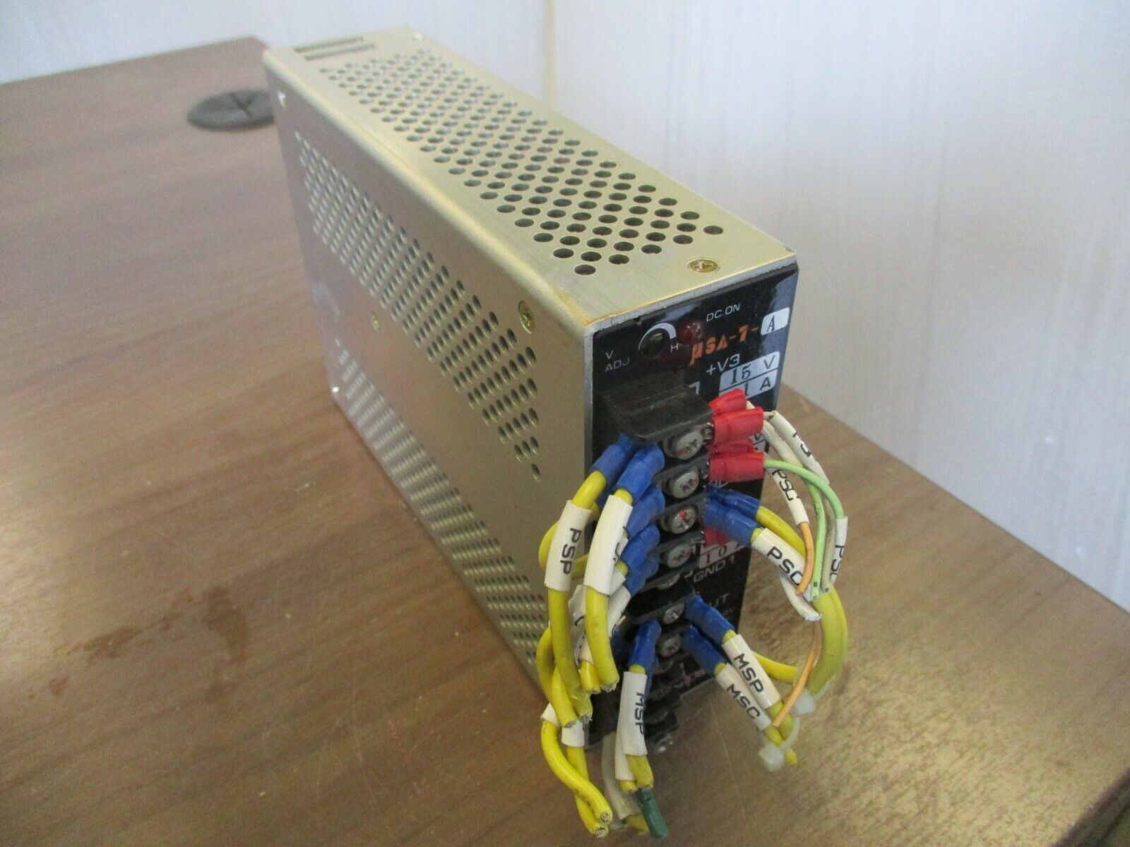 Nipron Power Supply PSA-7-A Input: 85-132VAC 110-165VDC Output: 15/5VDC Used