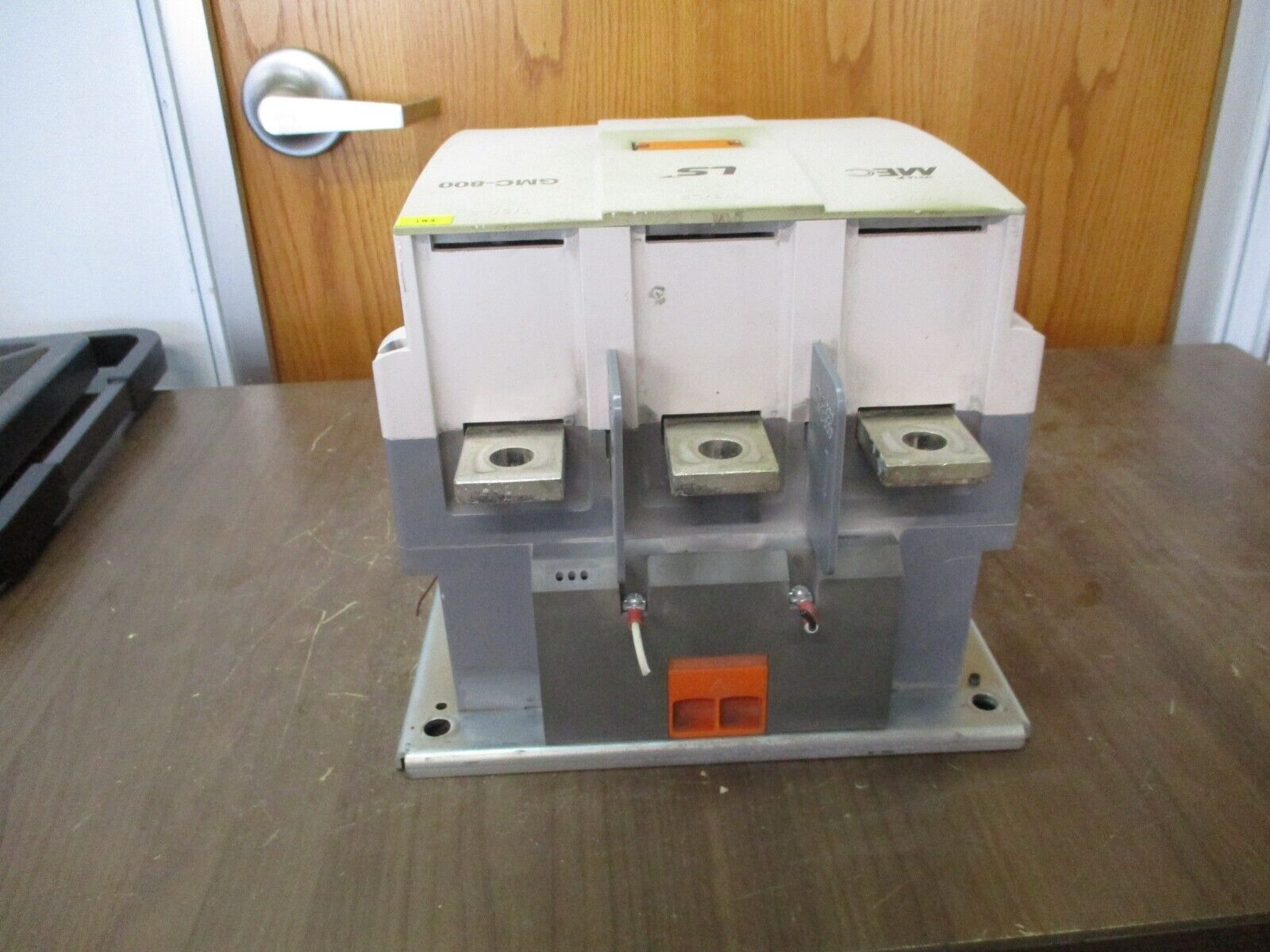 LS Meta MEC Contactor GMC-800 800A 600V Used