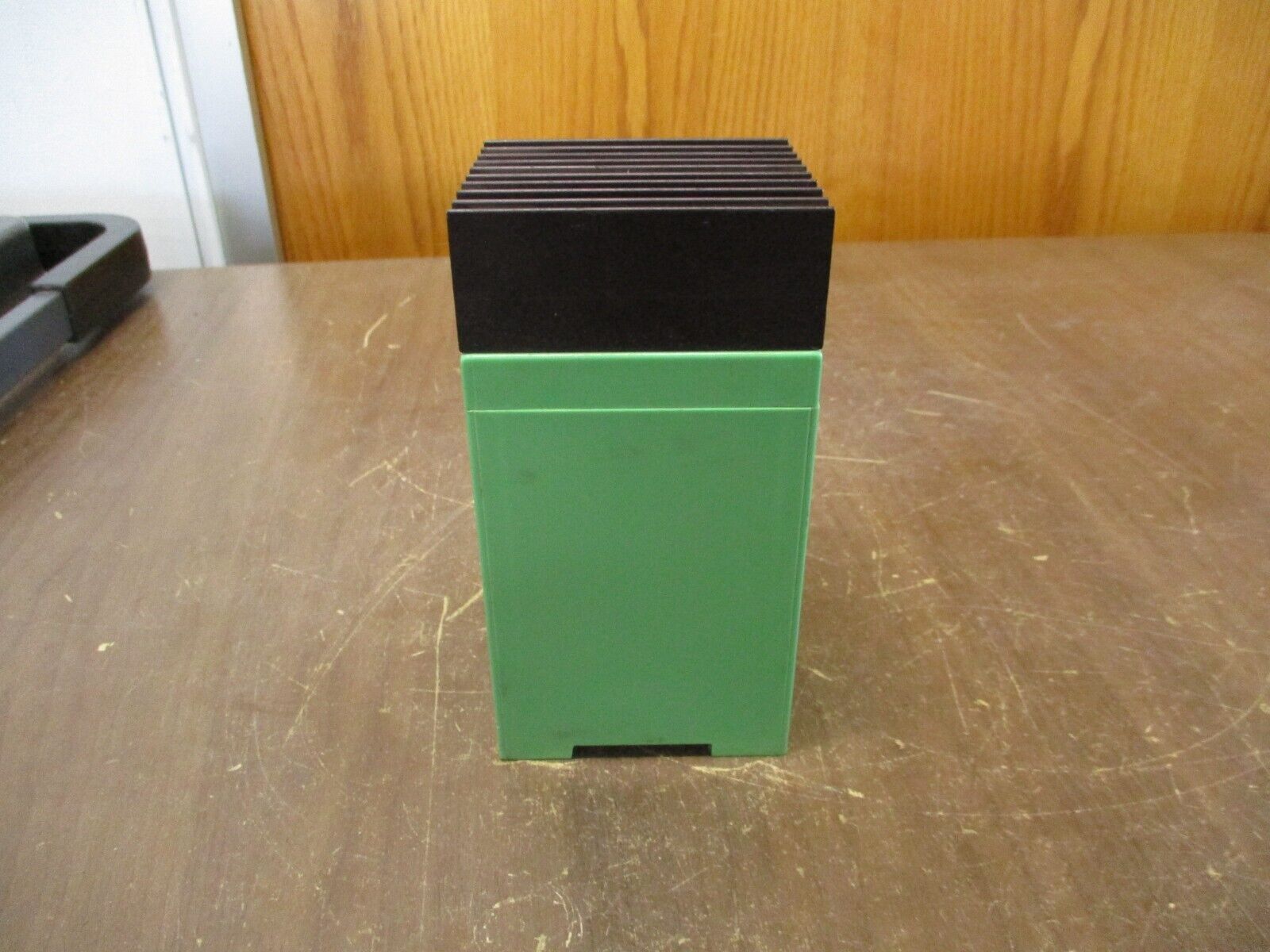 Phoenix Contact Power Supply CM 90-PS-120AC/24DC/2 *Broken DIN Rail Mount* Used