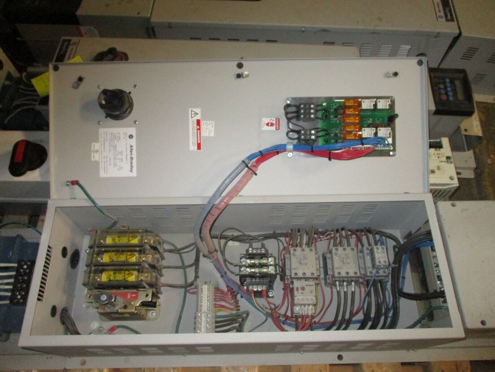 Allen-Bradley PowerFlex 400 AC Drive w/ Bypass & Line Reactor 30HP 3Ph Used