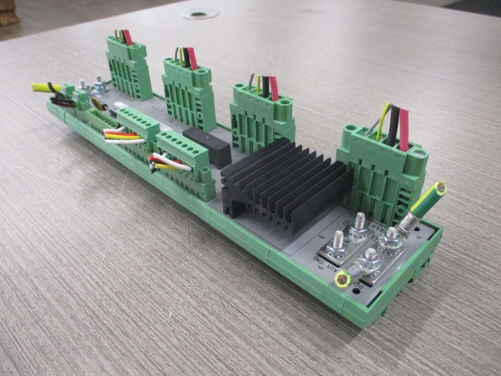 Emerson Ovation Power Distribution Module 5X00489G01 Rev. 04 Used