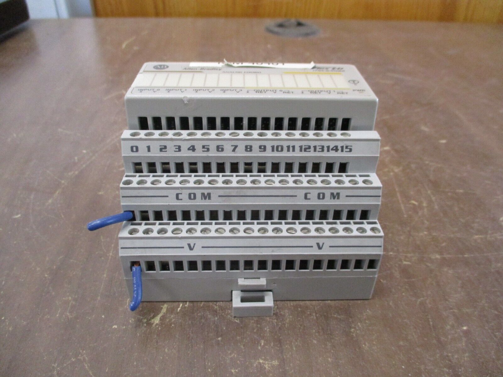 Allen-Bradley Flex I/O Analog Combo Module 1794-IE4X0E2 Used