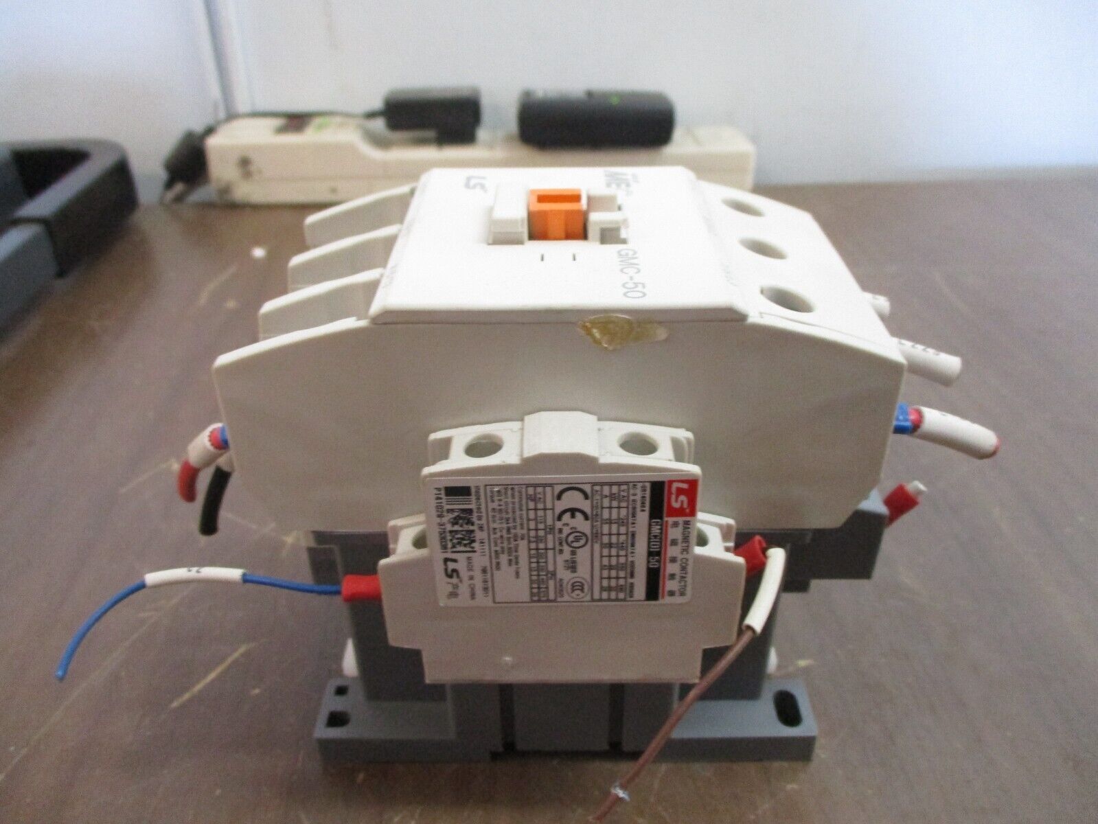 MEC Contactor GMC-50 220V Coil w/ Aux Contact *Missing (1) Terminal Cover* Used