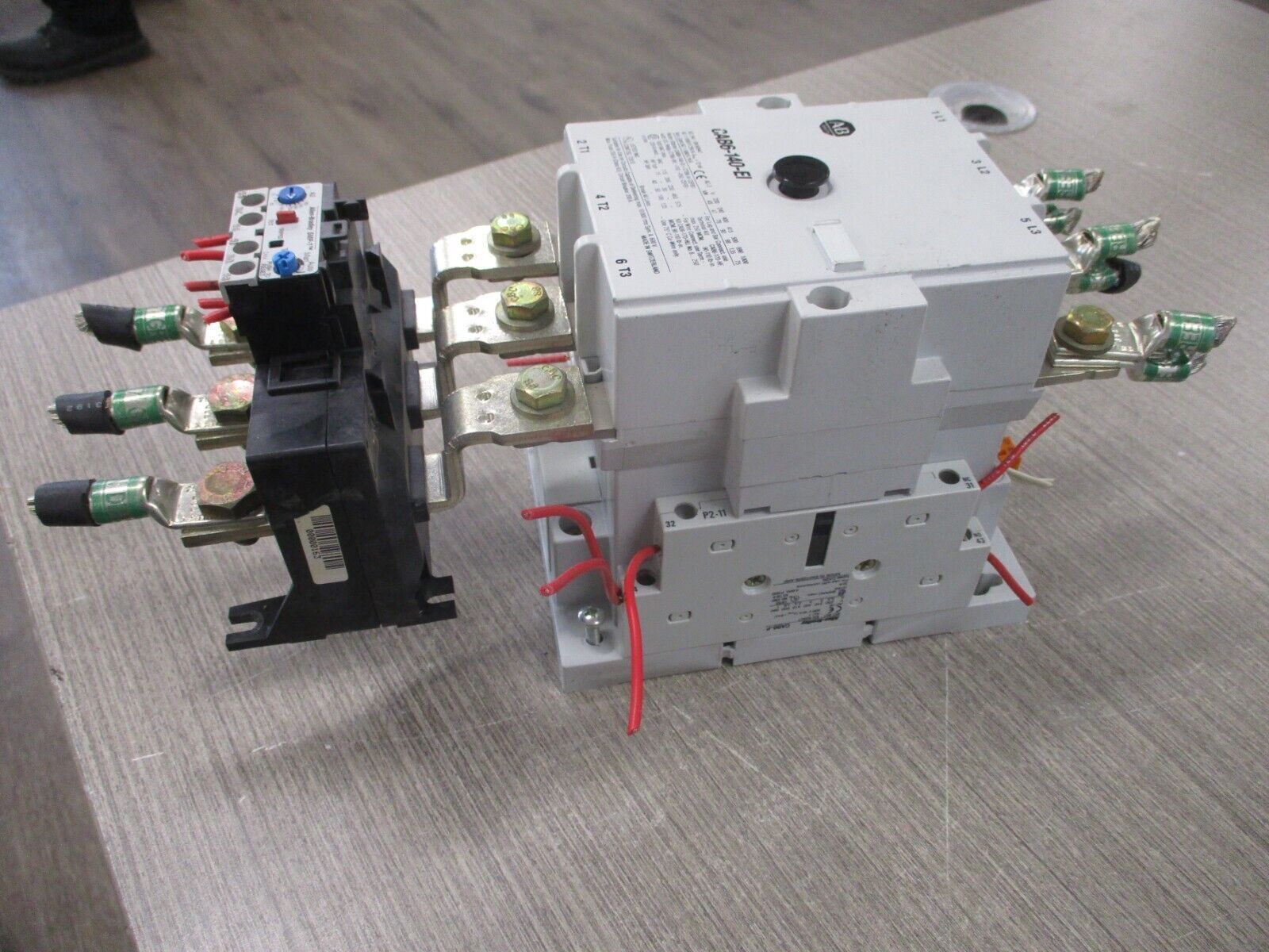 Allen-Bradley Starter CAB6-140-EI/193-A5M5 100-130V Coil Trip: 57-180A 600V Used