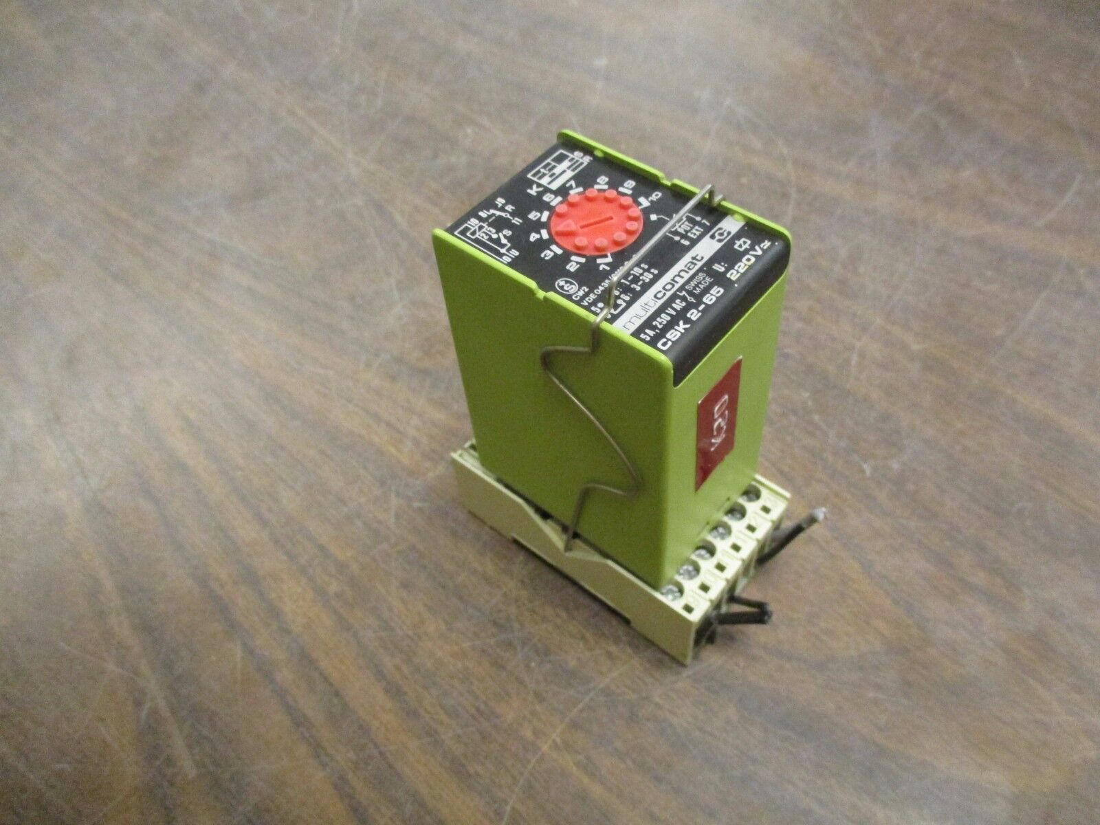 Multi Comat Timer CSK 2-65 220V Range: 1-10 sec / 3-30 sec Used