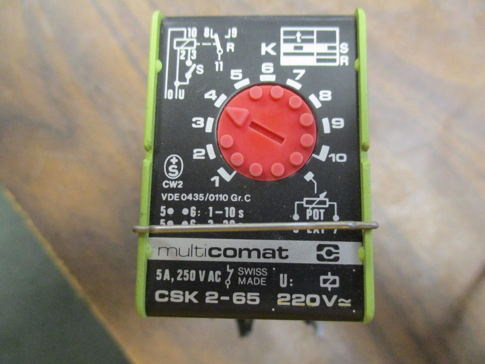 Multi Comat Timer CSK 2-65 220V Range: 1-10 sec / 3-30 sec Used