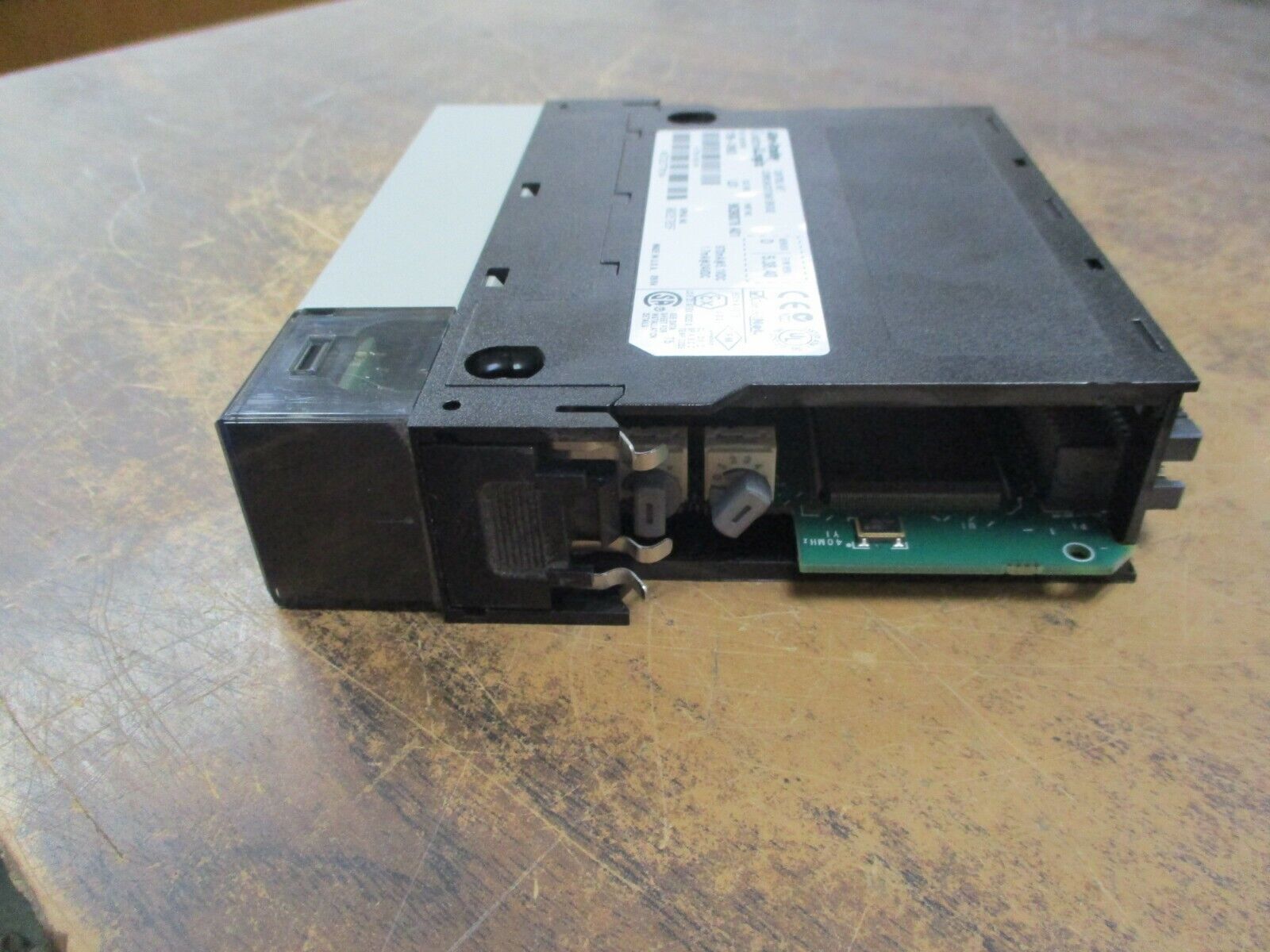 Allen-Bradley ControlLogix Control Net Comm. Bridge Module 1756-CNB/D Rev. L01
