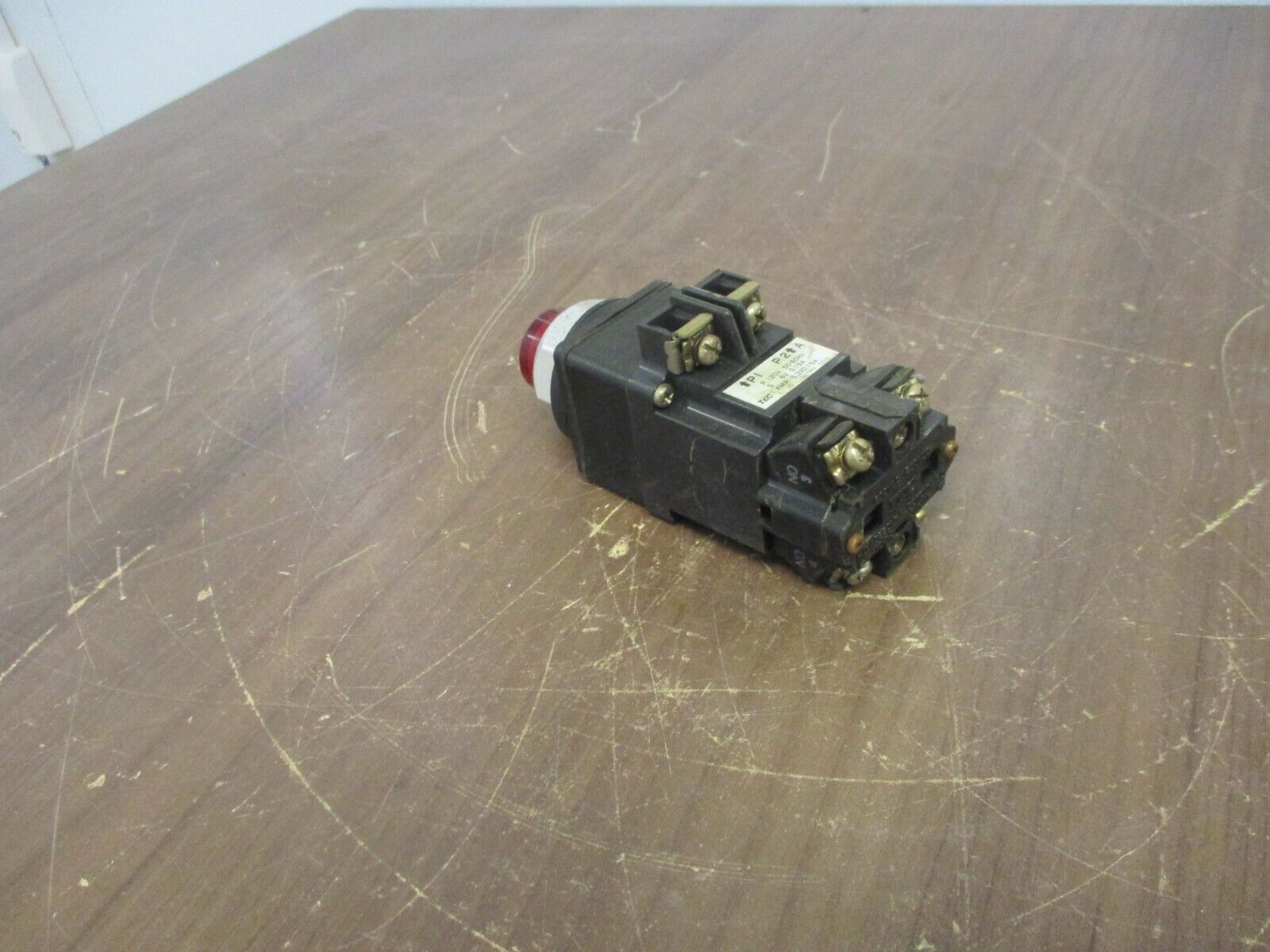TEC Illuminated Push Button LS-1031D-11A Red 120V 50/60Hz Used