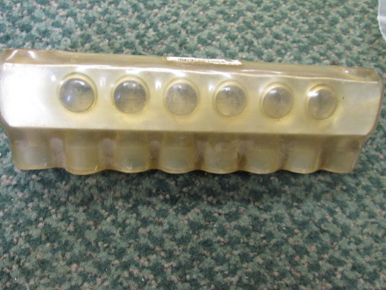 Burndy Unitapmount BIBS-250-6MT #10AWG 250 Kcmil 6 Ports Used