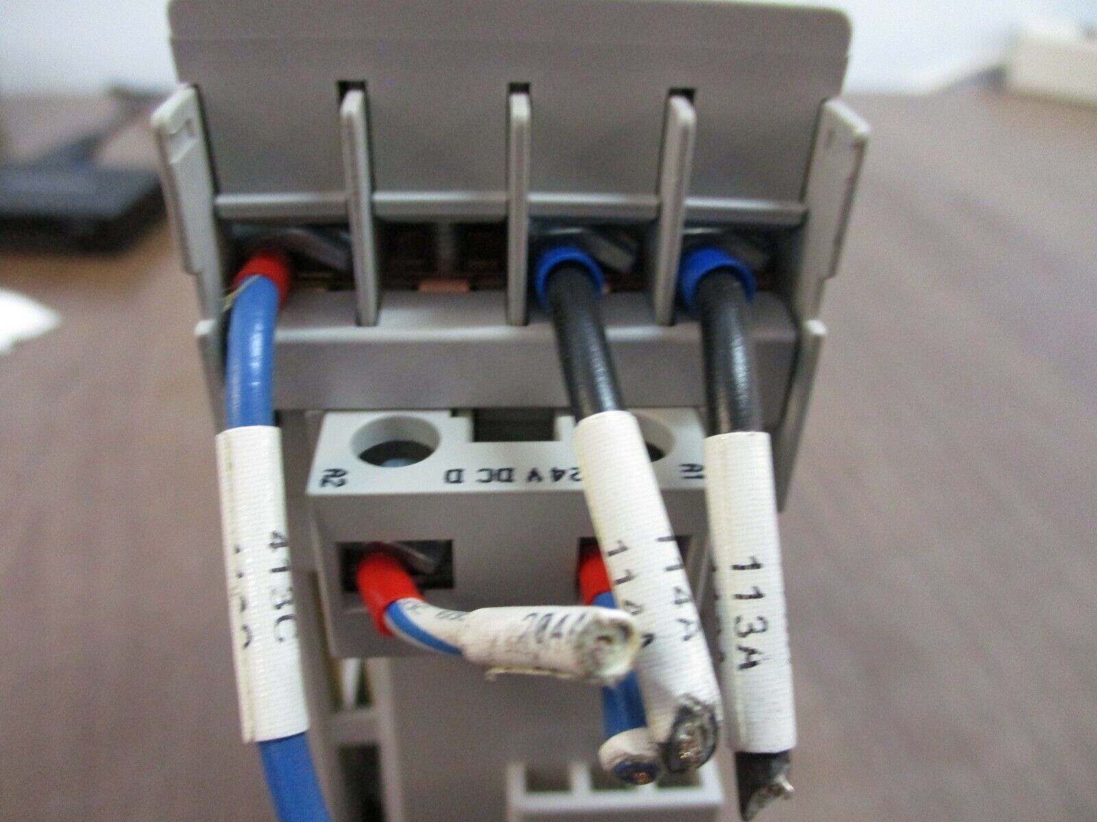 Allen-Bradley Contactor 100-C23DJ300 Ser.C 24VDC Coil 30A 600V Used