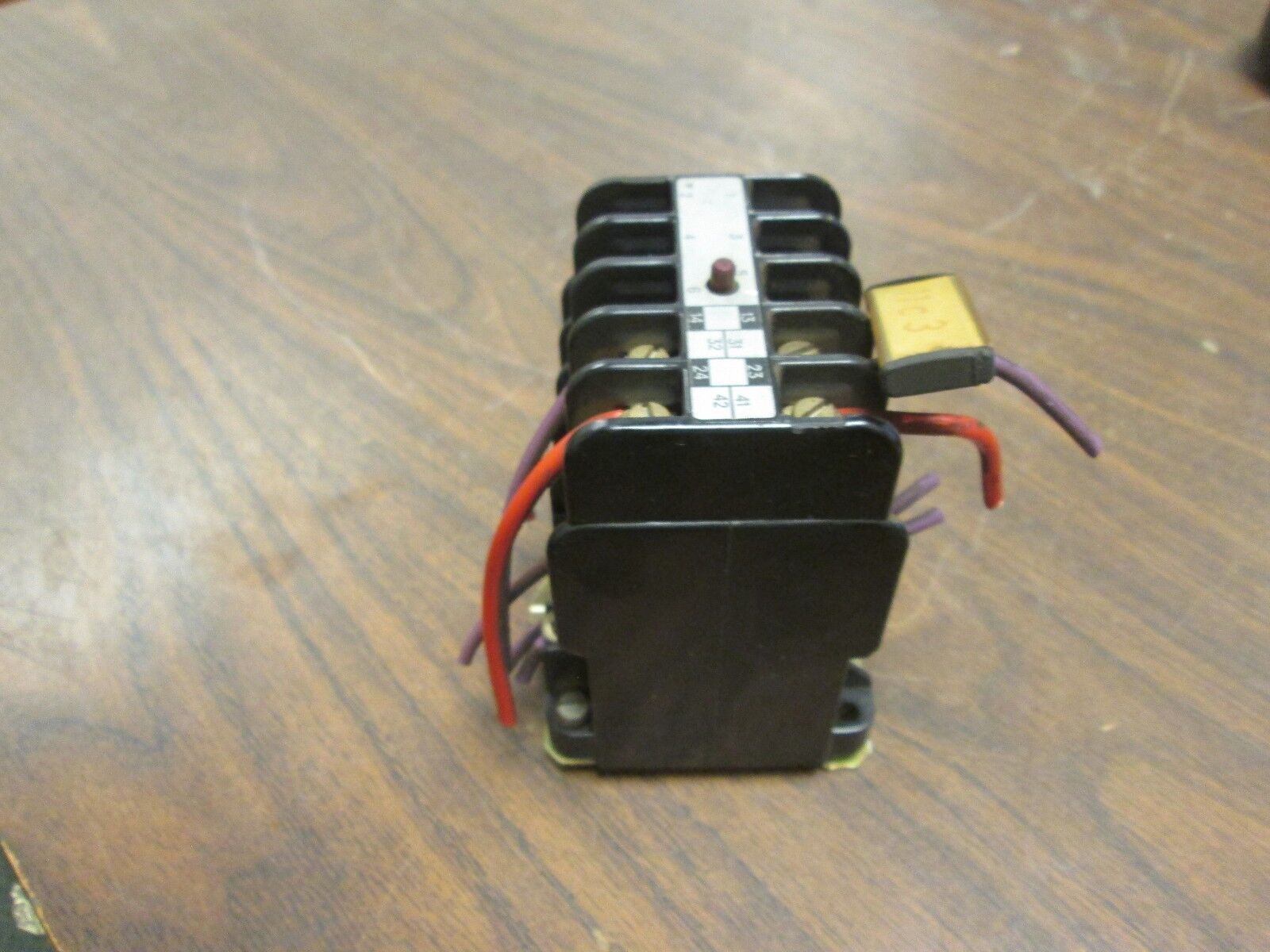 Siemens Contactor 3TA2112-0A 16A Used