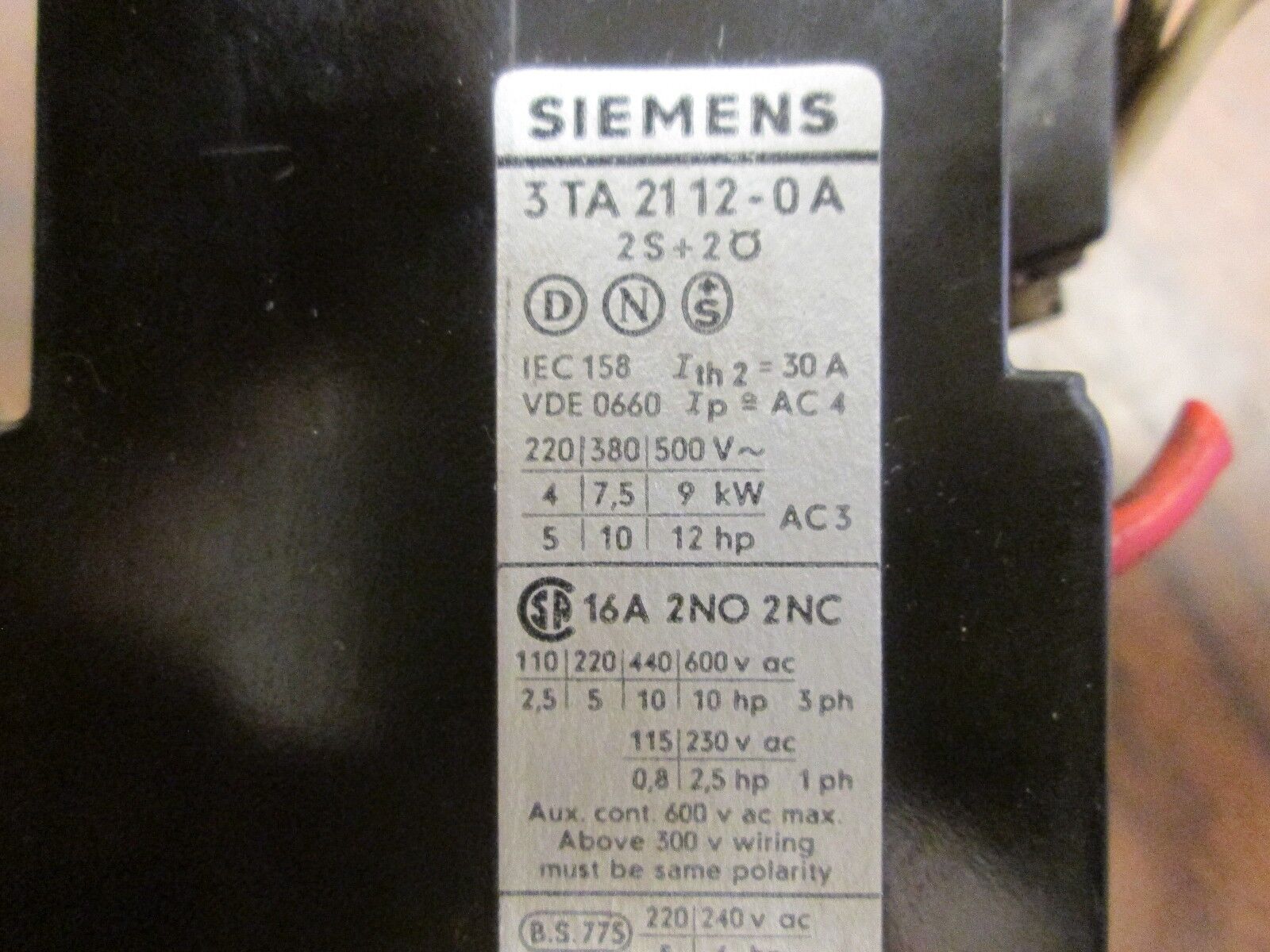 Siemens Contactor 3TA2112-0A 16A Used