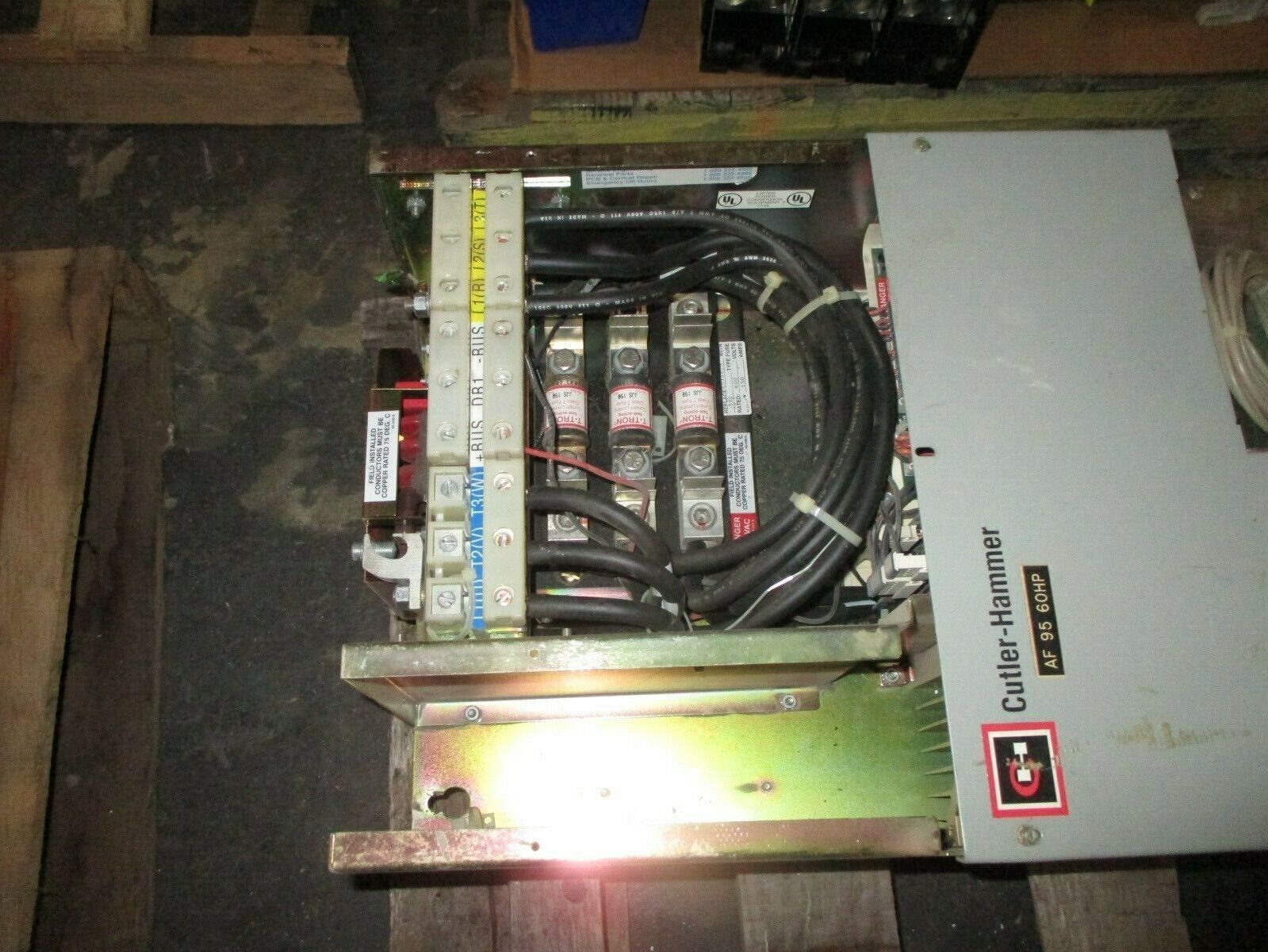 Cutler-Hammer Series 95 AF Drive AF95AN0C060CC1 60HP 3Ph Used