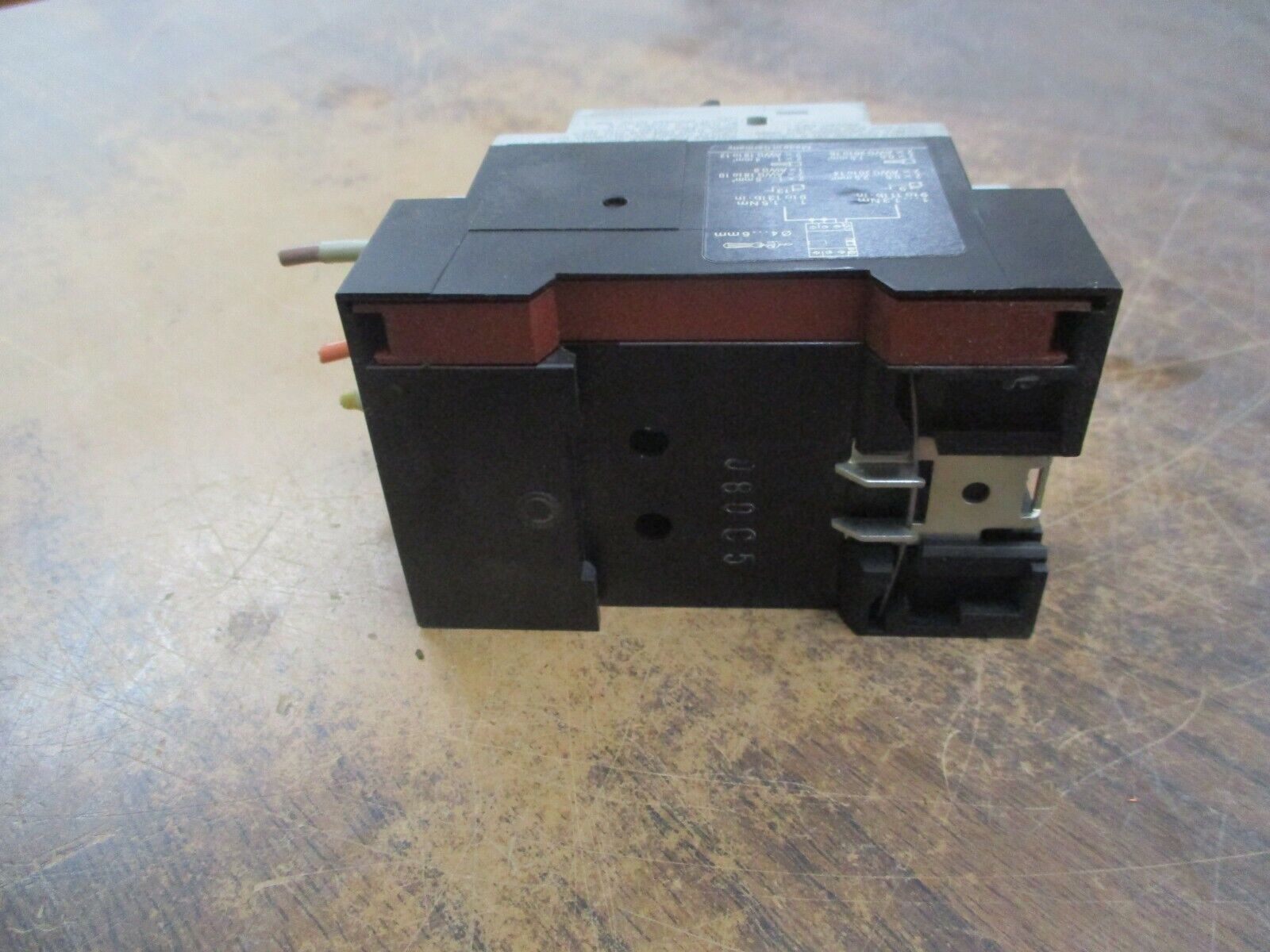 Siemens Motor Protector 3VU1300-0MJ00 Trip: 2.4-4A Used
