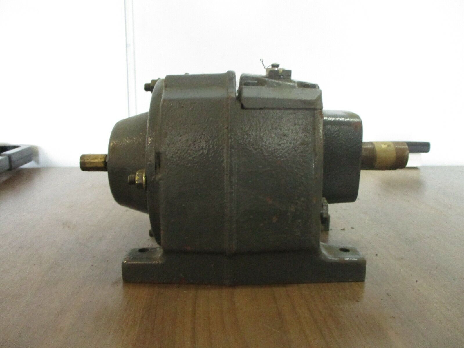 US Motors Series 3000 Reducer CBN3122SB3AP Ratio 6.3:1 1800RPM In Used