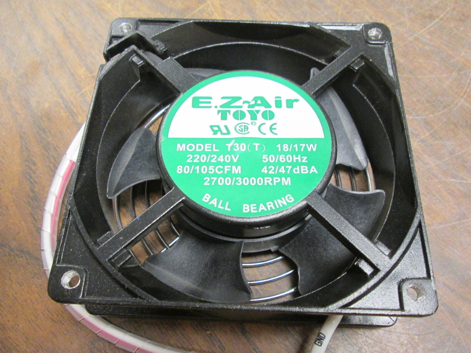 Toyo E.Z. Air Fan T30(T) 80/105CFM 220/240V 50/60Hz 2700/3000RPM Used