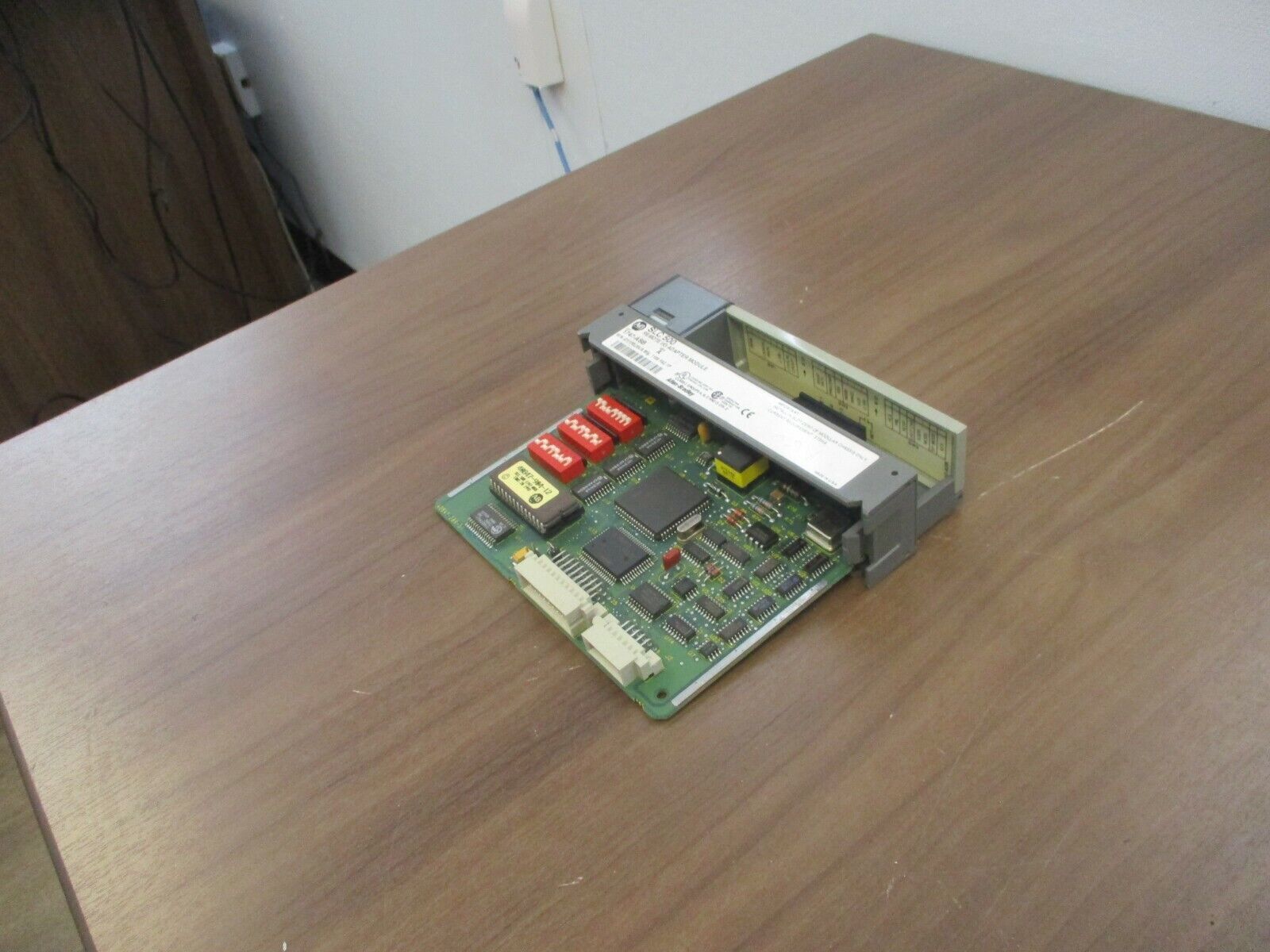 Allen-Bradley SLC 500 Analog Input Module 1747-ASB Ser. A Broken Terminal Cover