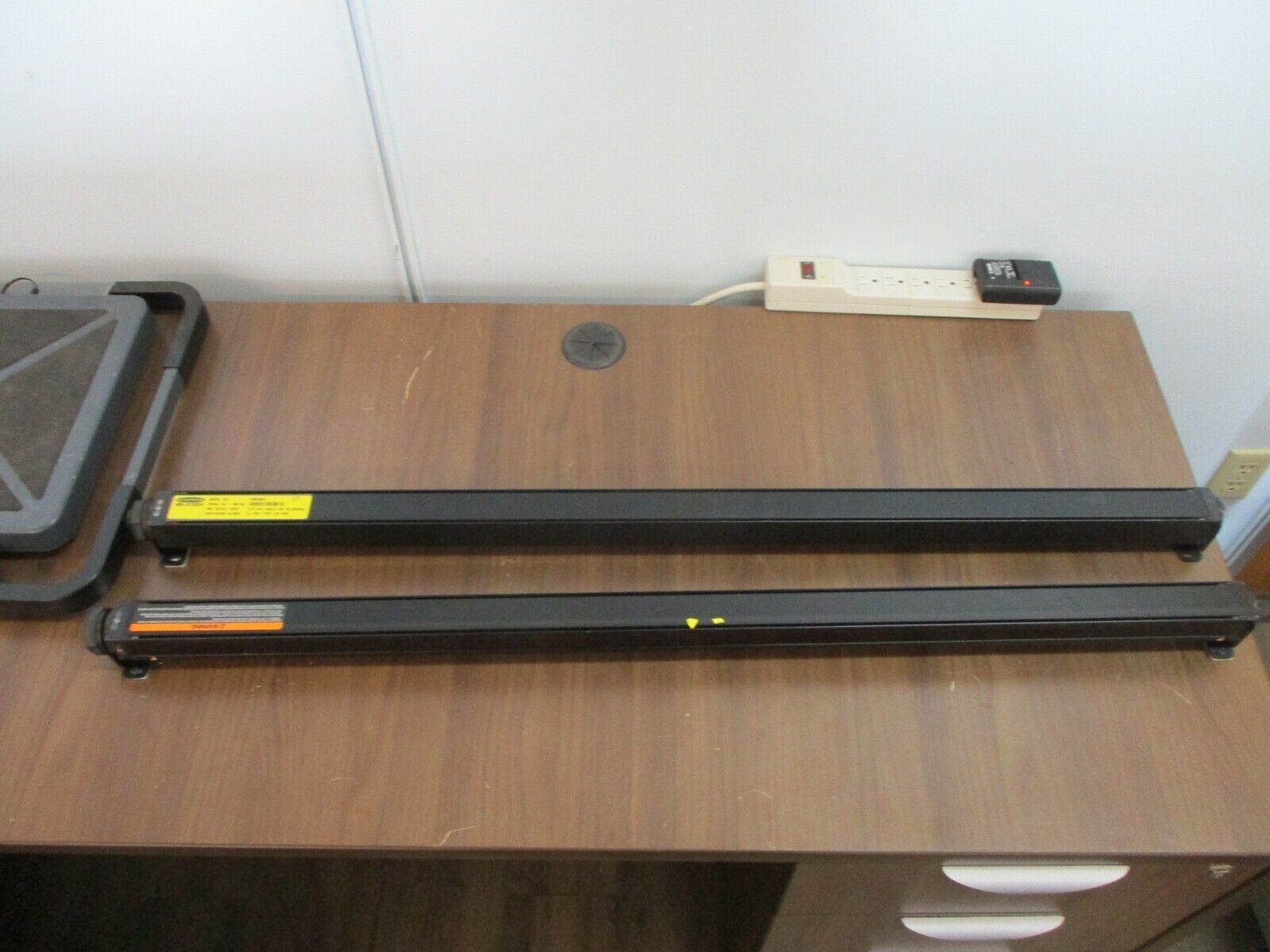 Banner Mini-Screen Light Curtain MSR3624 / MSE3624 Min Object Sens: 0.75" / 19mm