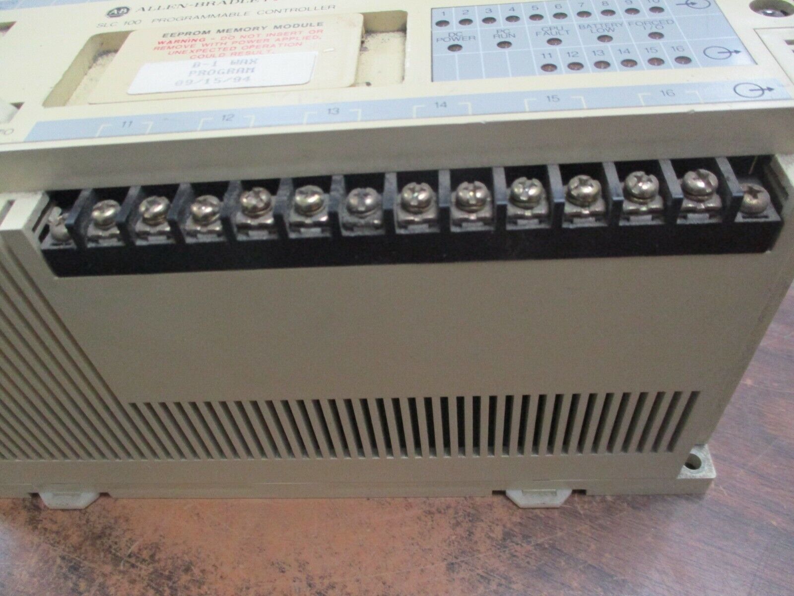 Allen-Bradley SLC 100 Processor Unit 1745-LP101 Ser. C FRN: 5 Used
