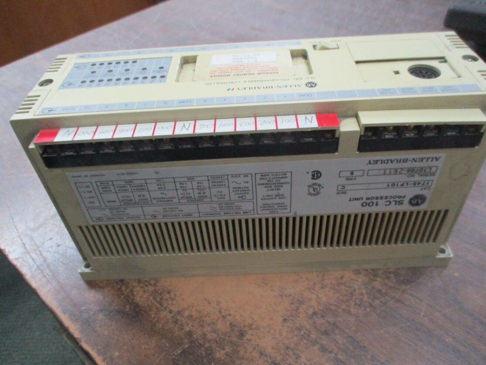 Allen-Bradley SLC 100 Processor Unit 1745-LP101 Ser. C FRN: 5 Used