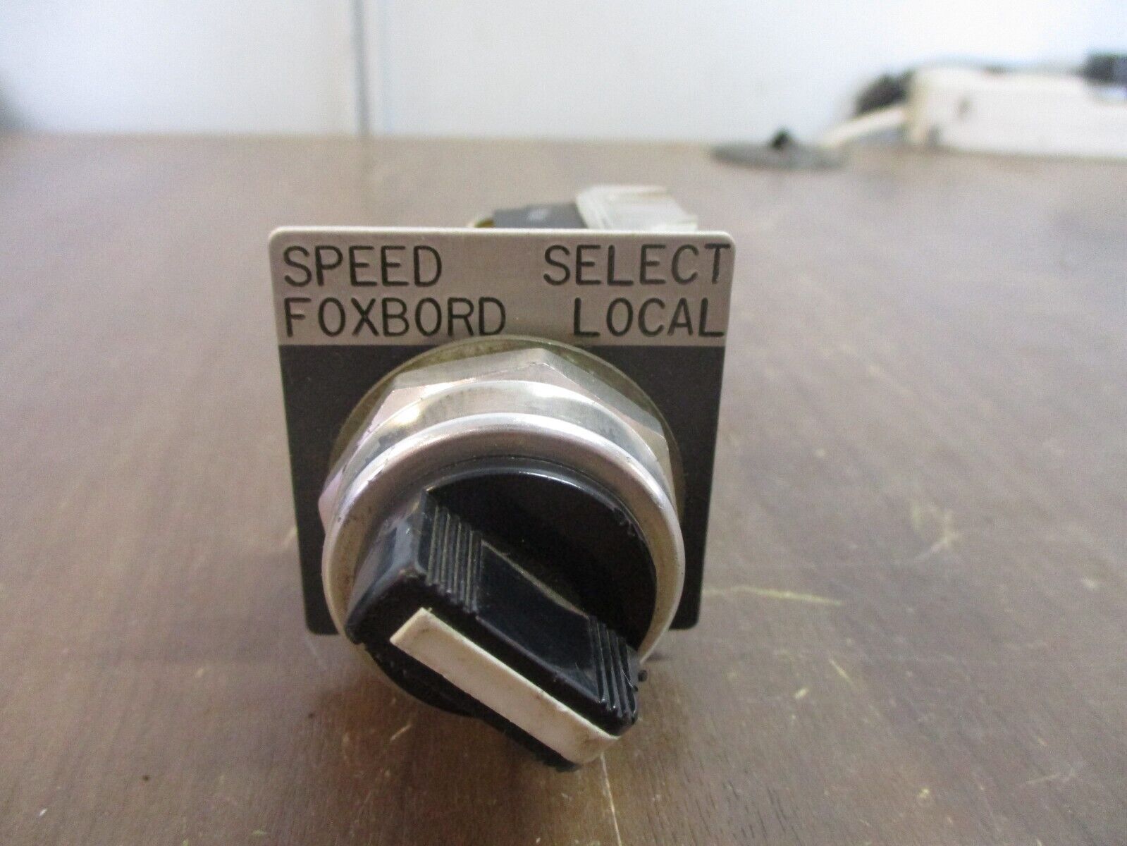 Allen-Bradley Selector Switch 800T-H2 Ser. T Nema Type 4, 13 Used