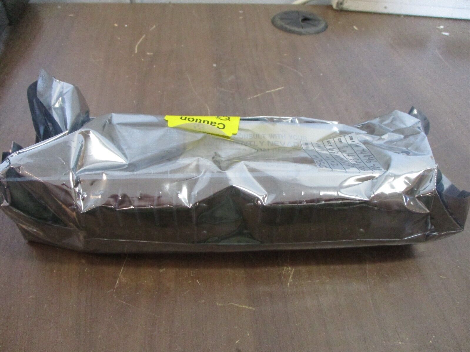 Bently Nevada 3300 Dual Vibration Monitor 3300/15-02-01-02-00-00-00 New Surplus