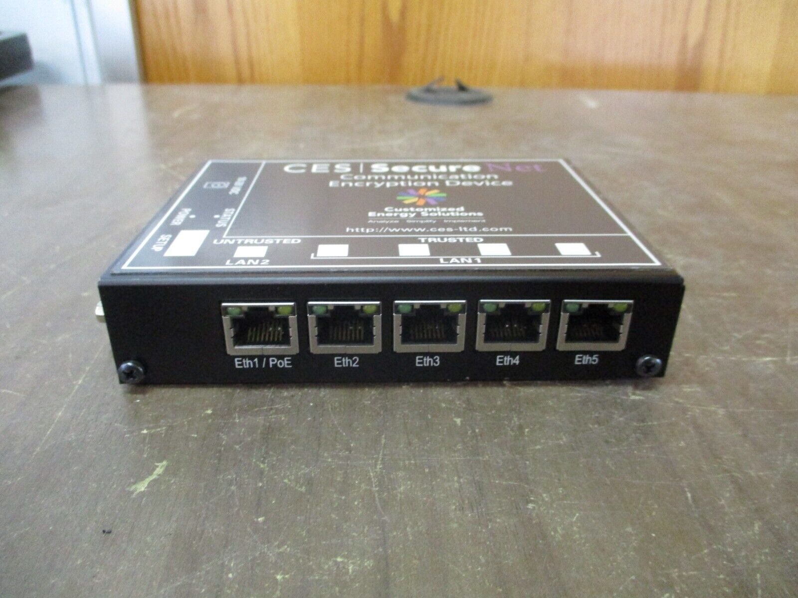 CES SecureNet Communication Encryption Device ET-3302 5-Port *No Power Cord*