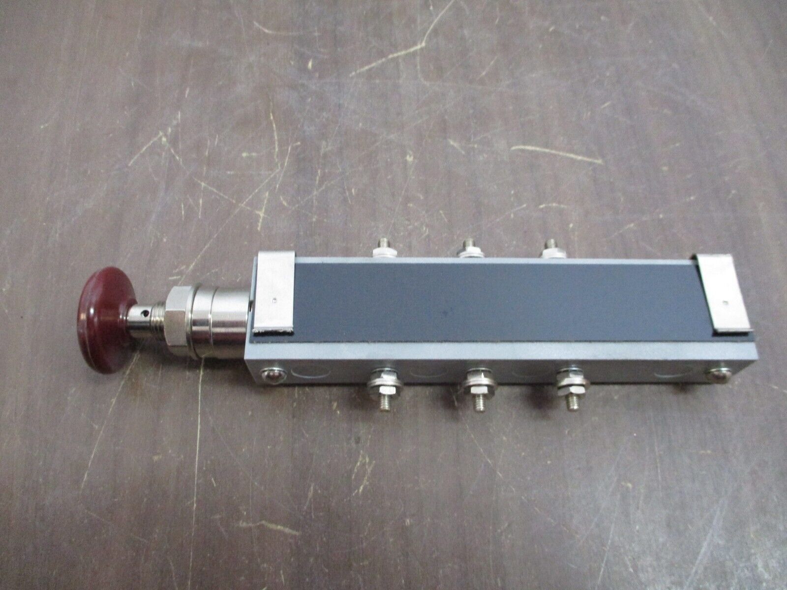 The States Co. Test Switch R-26100 Used