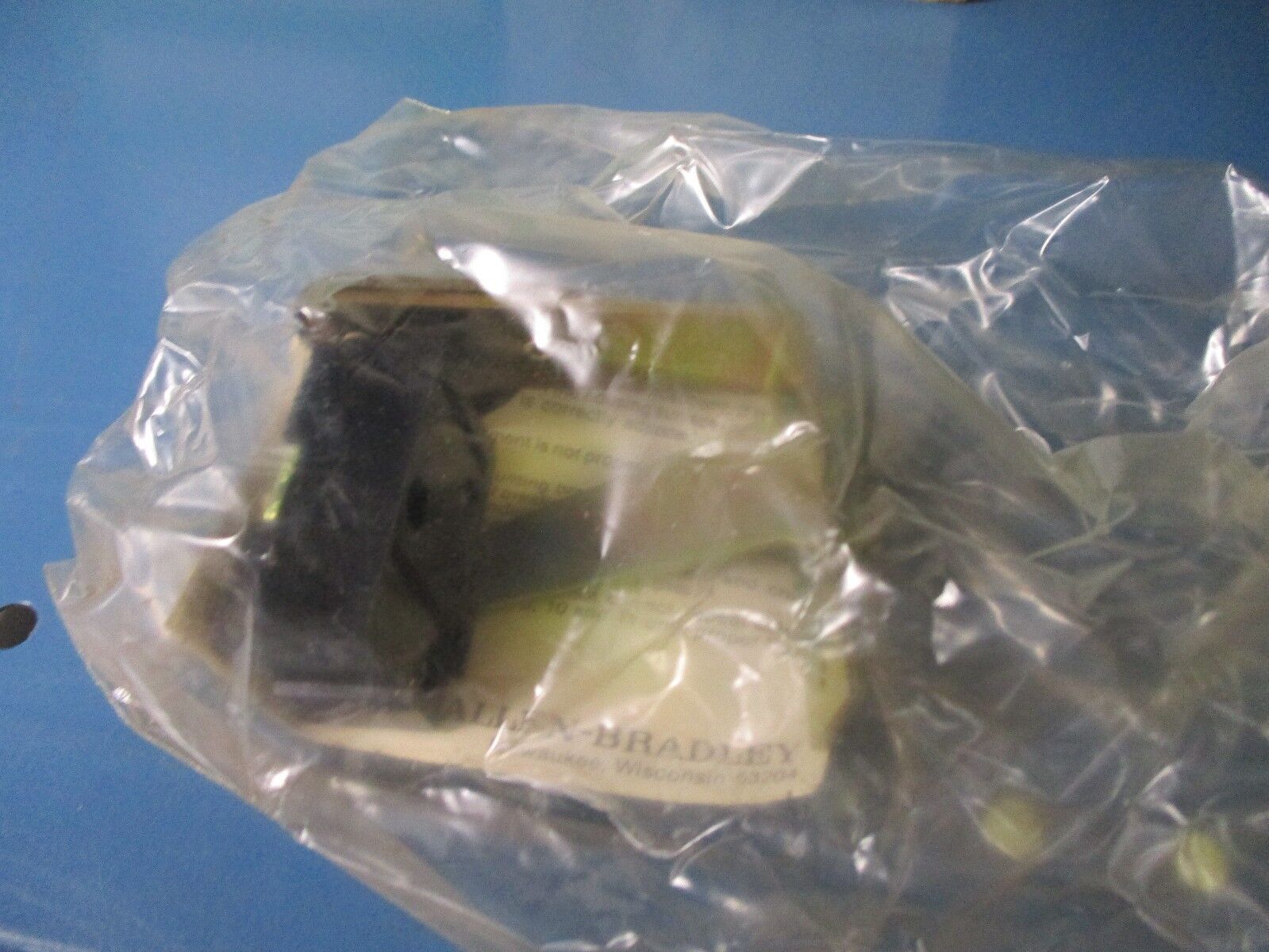 Allen-Bradley Auxiliary Contact 1495-N18 Size 3 New Surplus