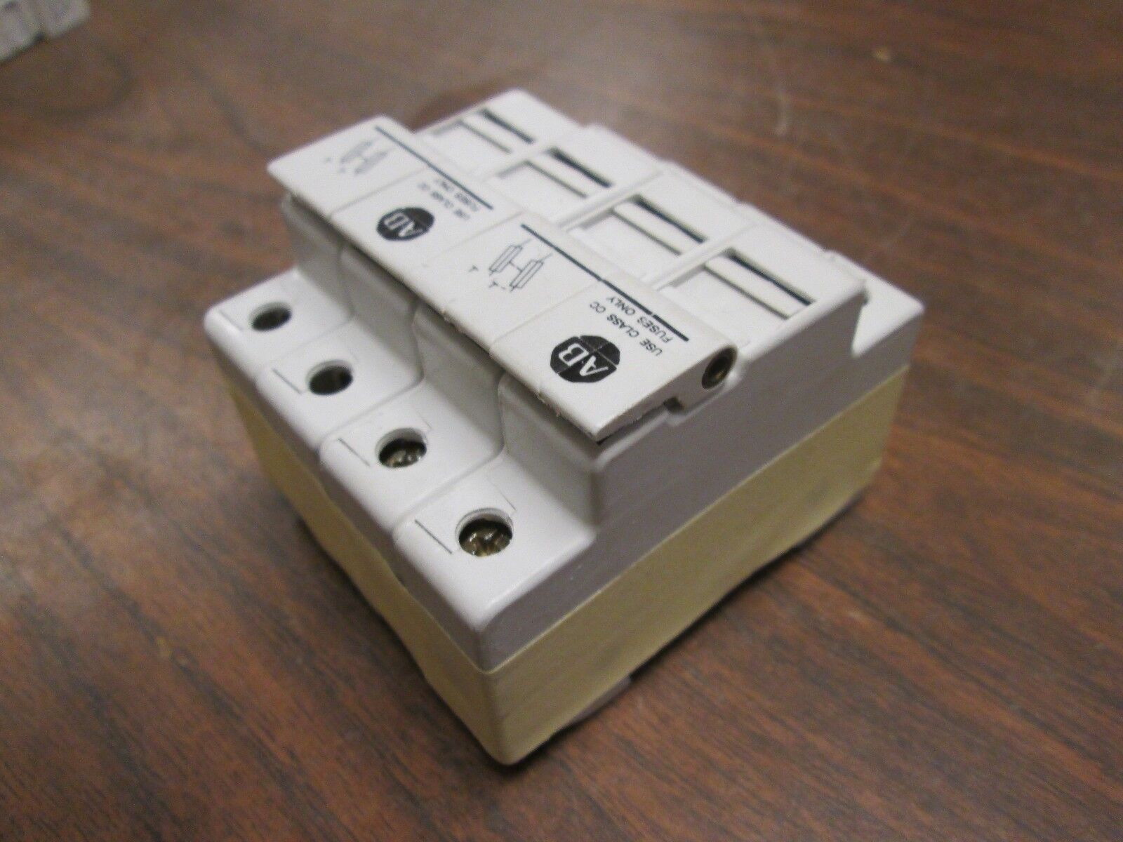 Allen-Bradley Fuse Holder 1492-FB2C30 Class CC Fuse 2P *Lot of 2* Used