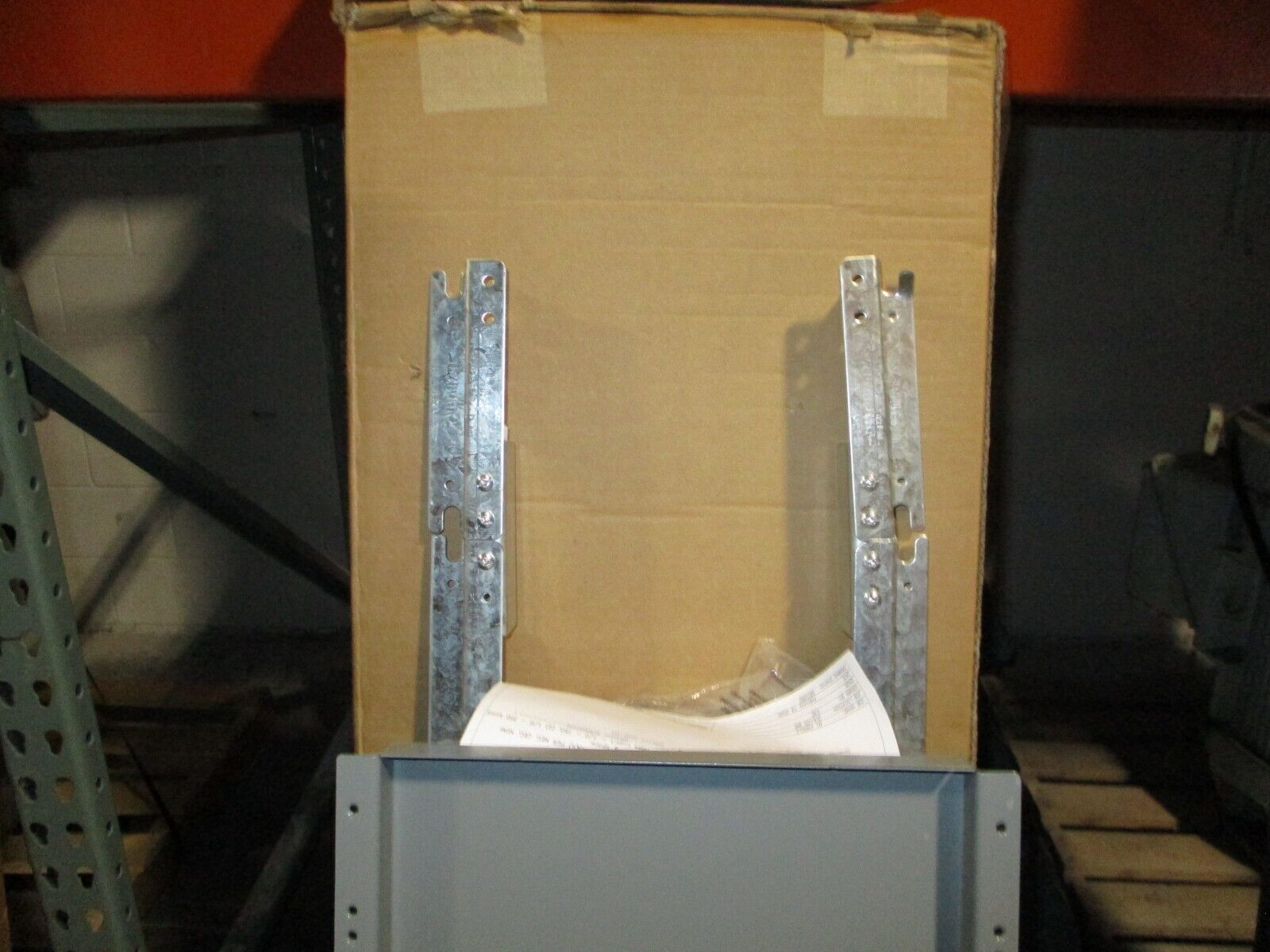 Square D Main Lug NQ Panelboard Interior 29427847620100001 400A 208Y/120V 3Ph 4W