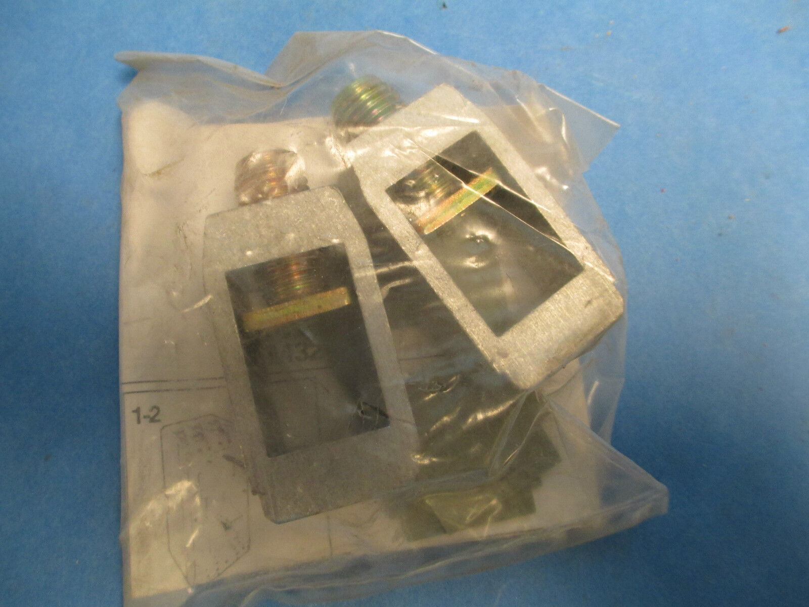 GE Record Circuit Breaker Lugs UN25711 / UN725711 New Surplus