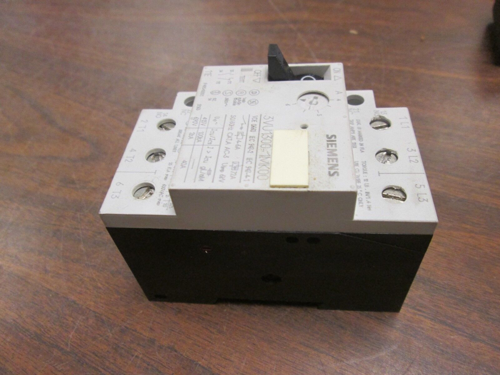 Siemens Circuit Breaker 3VU1300-1MK00 Range 4-6A Used