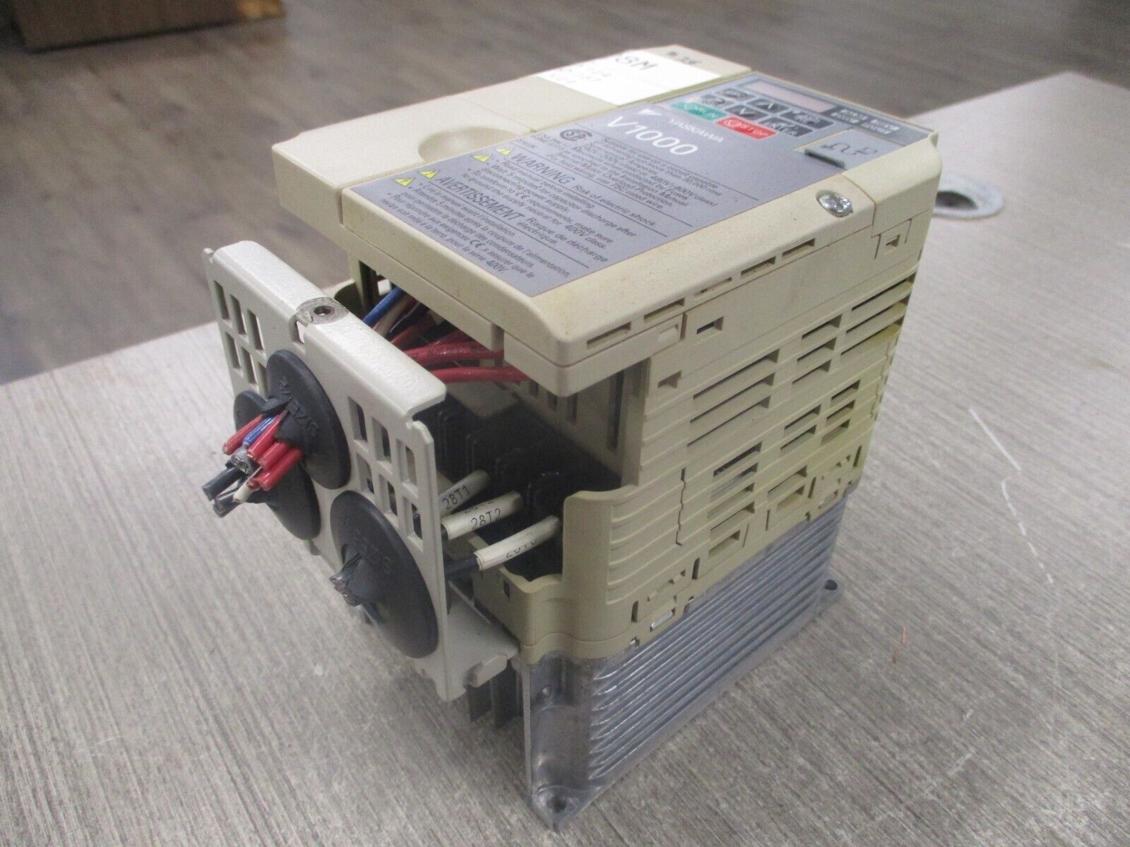 Yaskawa V1000 AC Drive CIMR-VU4A0005FAA Rev. D 3HP 3Ph *No Terminal Cover* Used