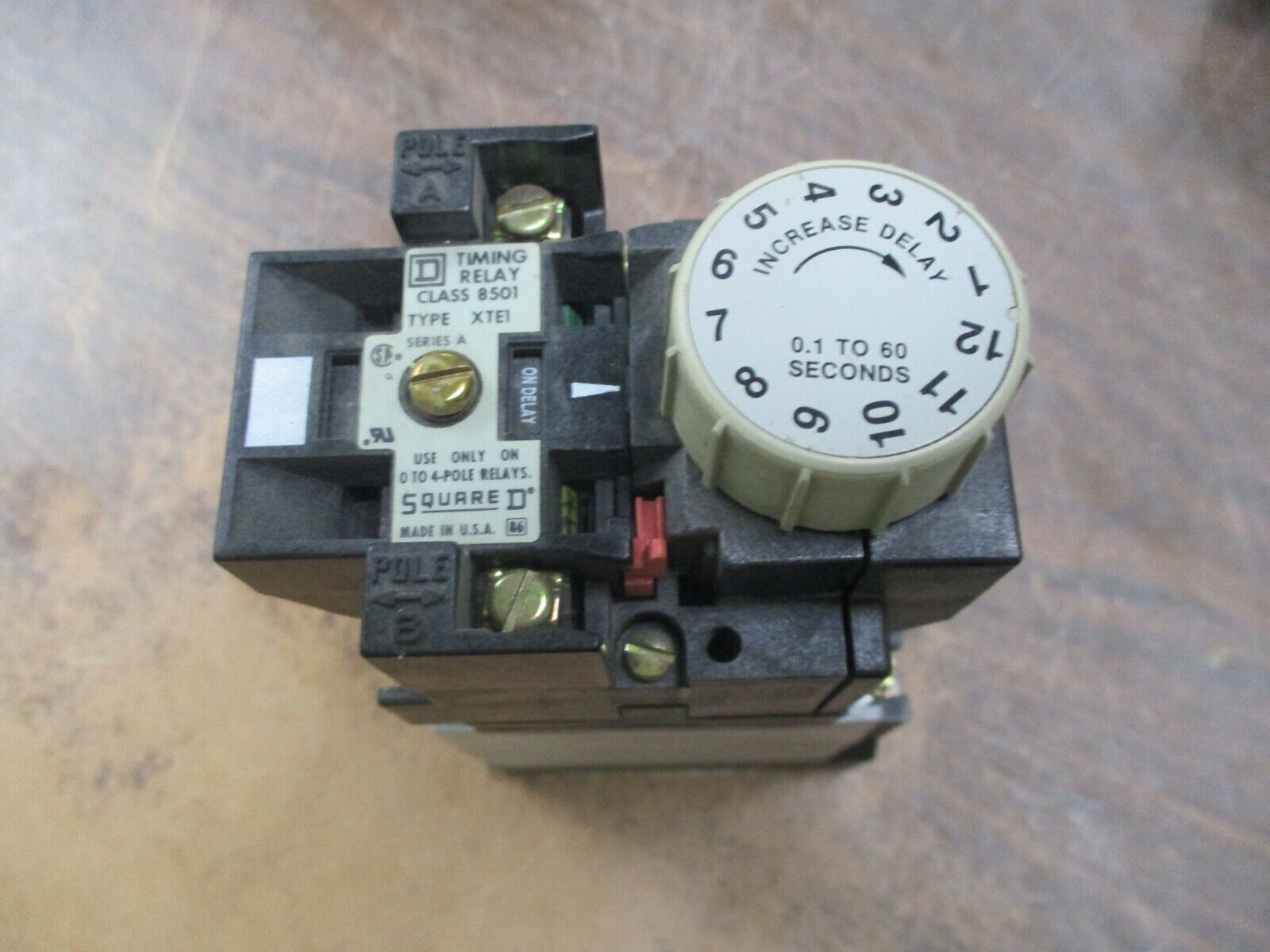 Square D Timing Relay 8501XTE1 8501X040 0.1-60 Sec, 120V Coil, Used