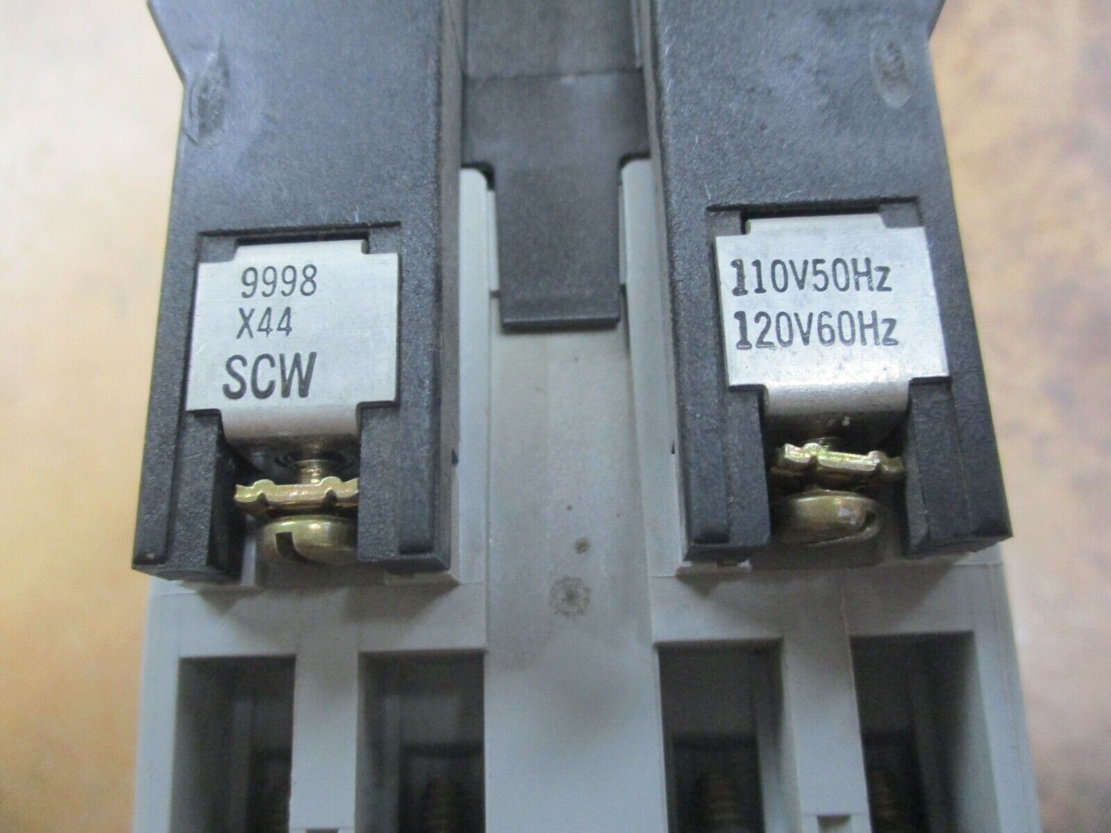Square D Timing Relay 8501XTE1 8501X040 0.1-60 Sec, 120V Coil, Used