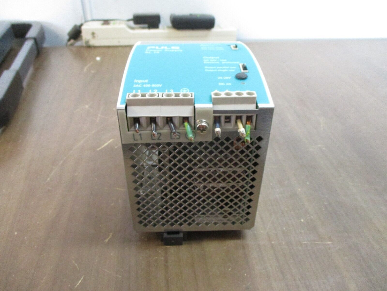 Puls Power Supply SL10.300 Rev. B Input: 3AC 400-500V 0.8A/Phase 50-60Hz Used
