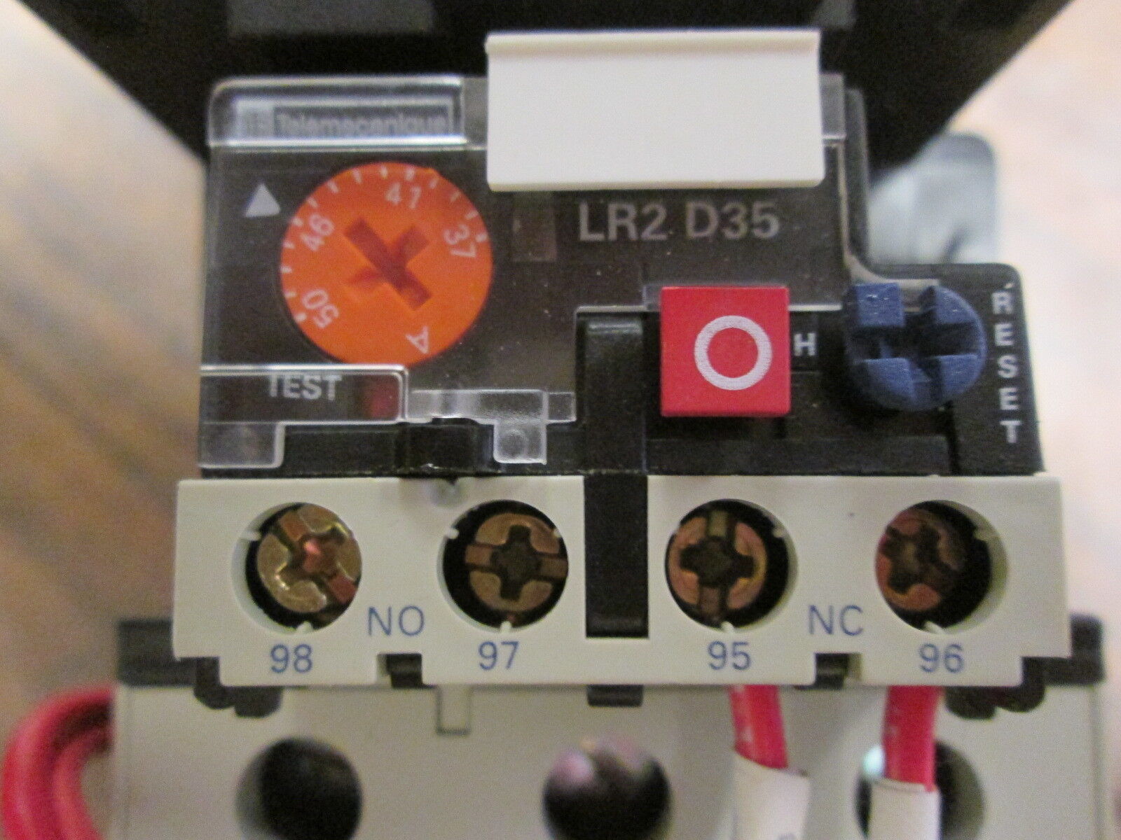 Telemecanique Solid State Overload w/ DIN Rail Adapter LR2 D2557 Trip:37-50A