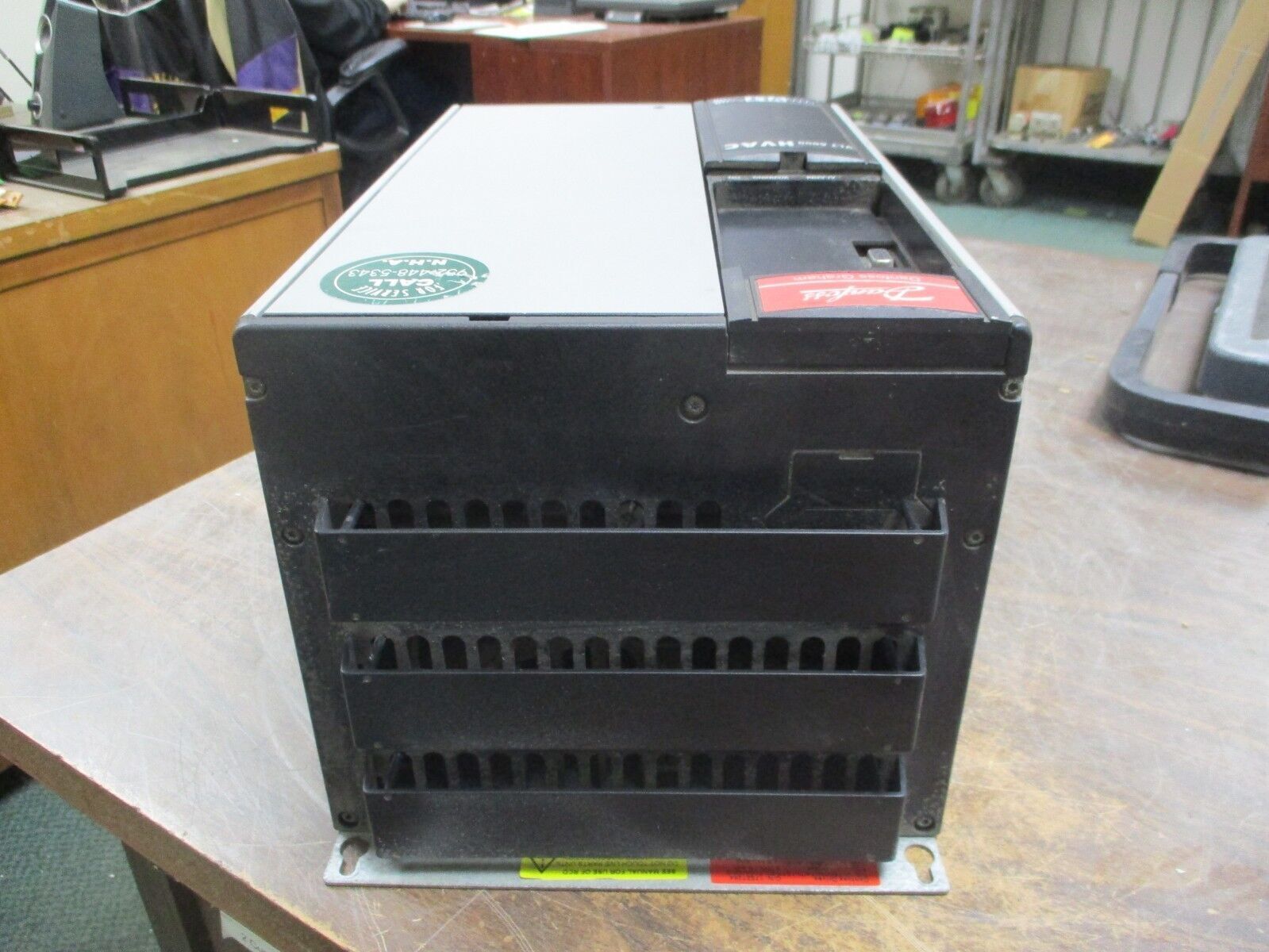 Graham VLT 6000 AC Drive 175Z7284 5.0HP *Broken Cover Bracket* Used