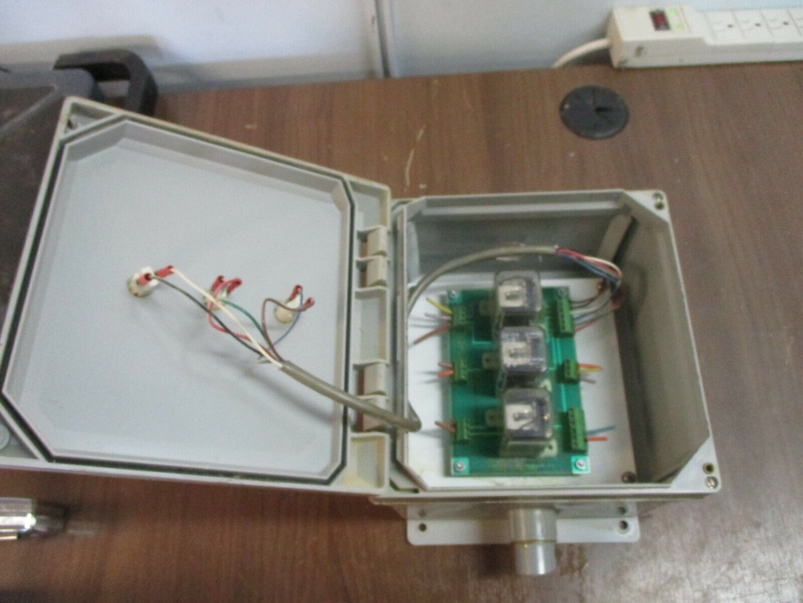 Automated Environments VSC Interrupt A/B Split Control VSCI-1/L Used