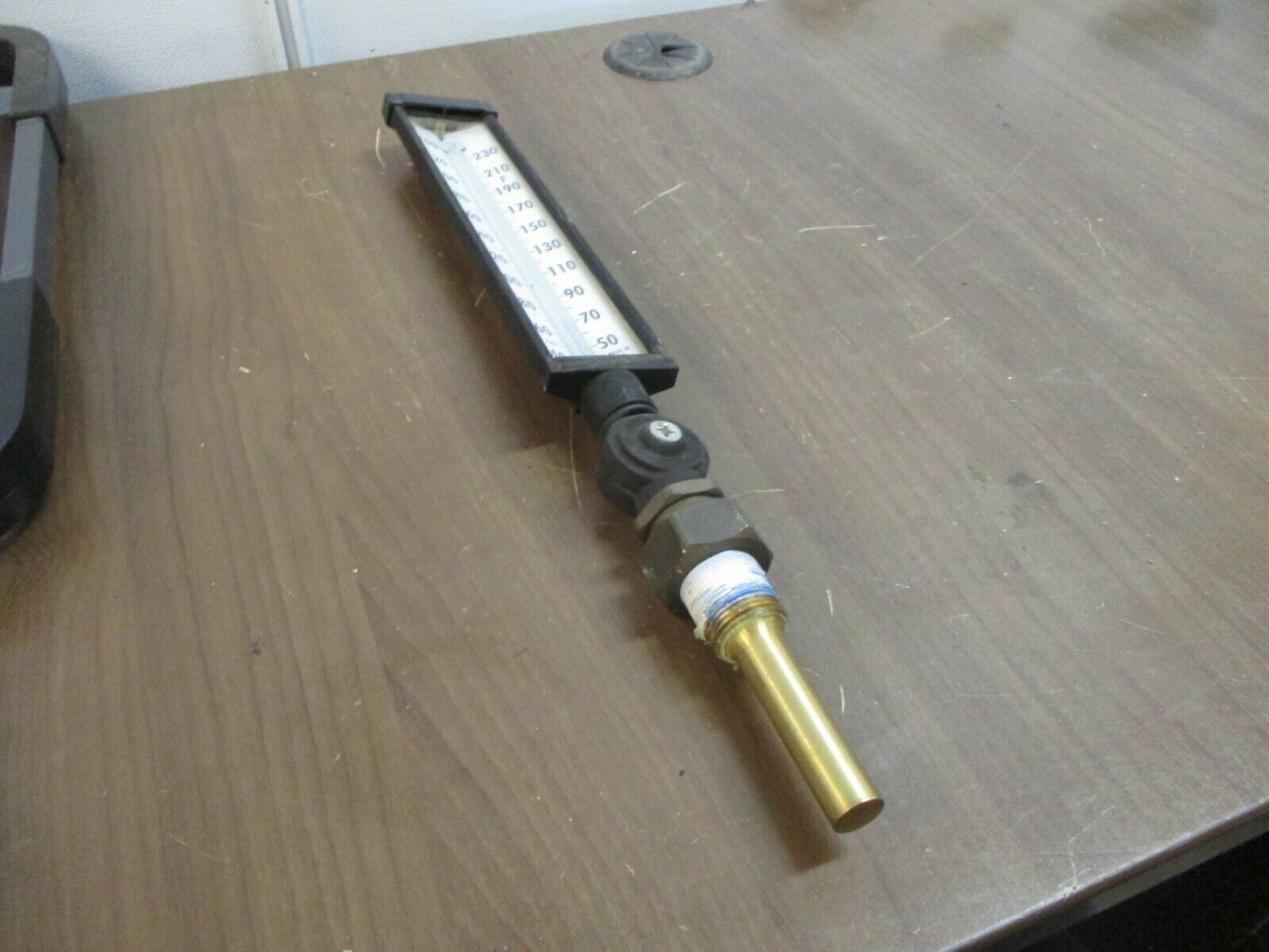Weiss Instruments Thermometer Range: 30-240°F Used