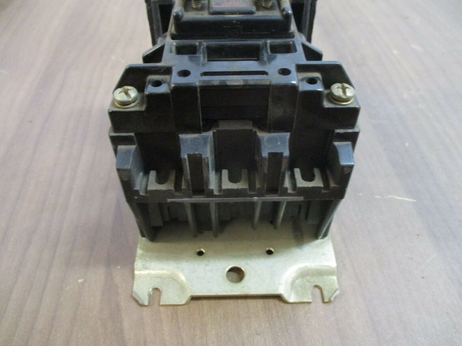 Allen-Bradley Contactor 500L-AOD92 Ser. B 115-120V Coil 20A 480V Used