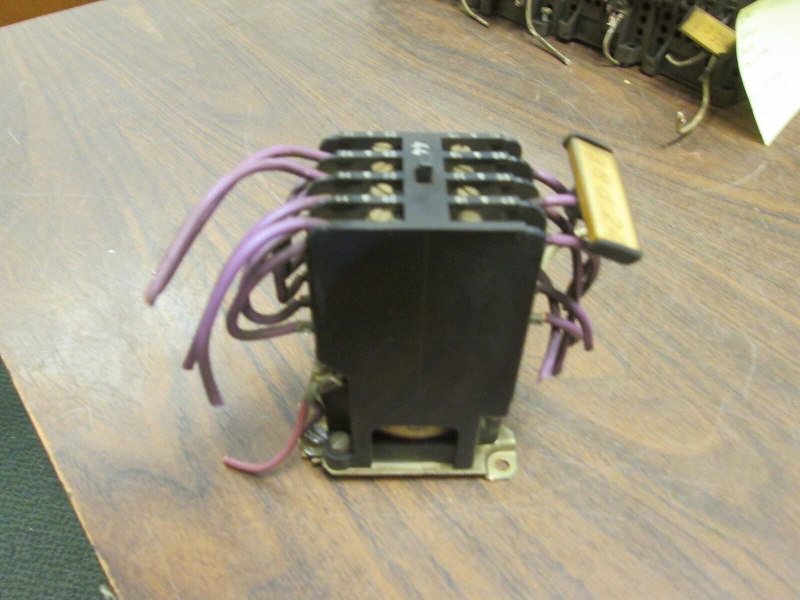 Siemens Contactor 3TA 63 10-0A 220V Coil 10A Used