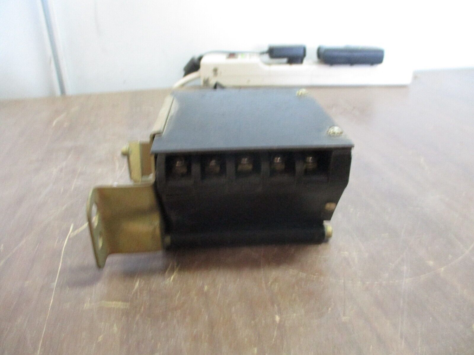 GE Type SB-12 Auxiliary Switch 432A671 G5 Used