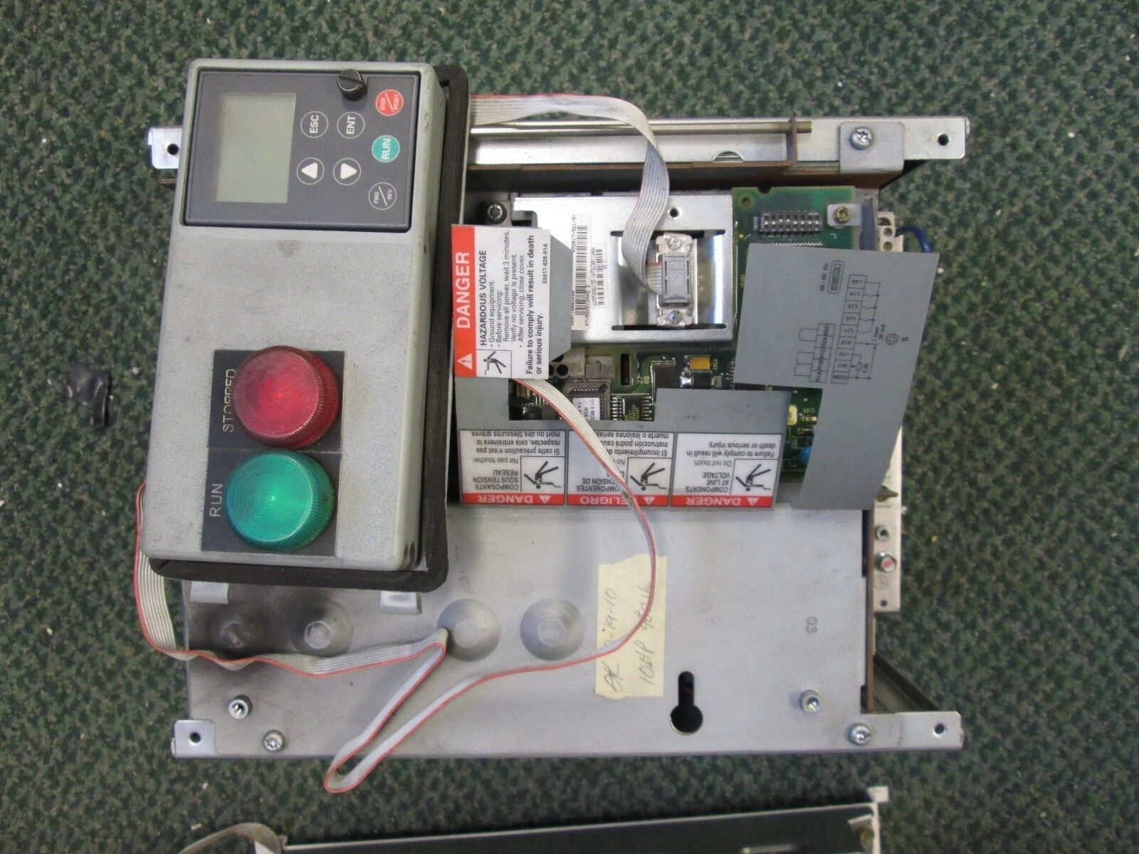 Square D Altivar 58 AC Drive ATV58HD12N4SZ 10HP 460V *No Keypad* Used