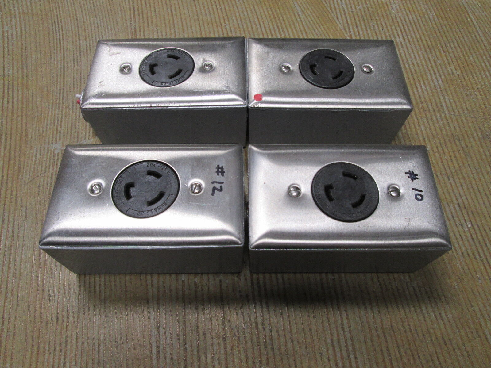 Cooper Receptacle w/ Outlet Box NEMA L5-20 20 A 125 V *Lot of 2* Used