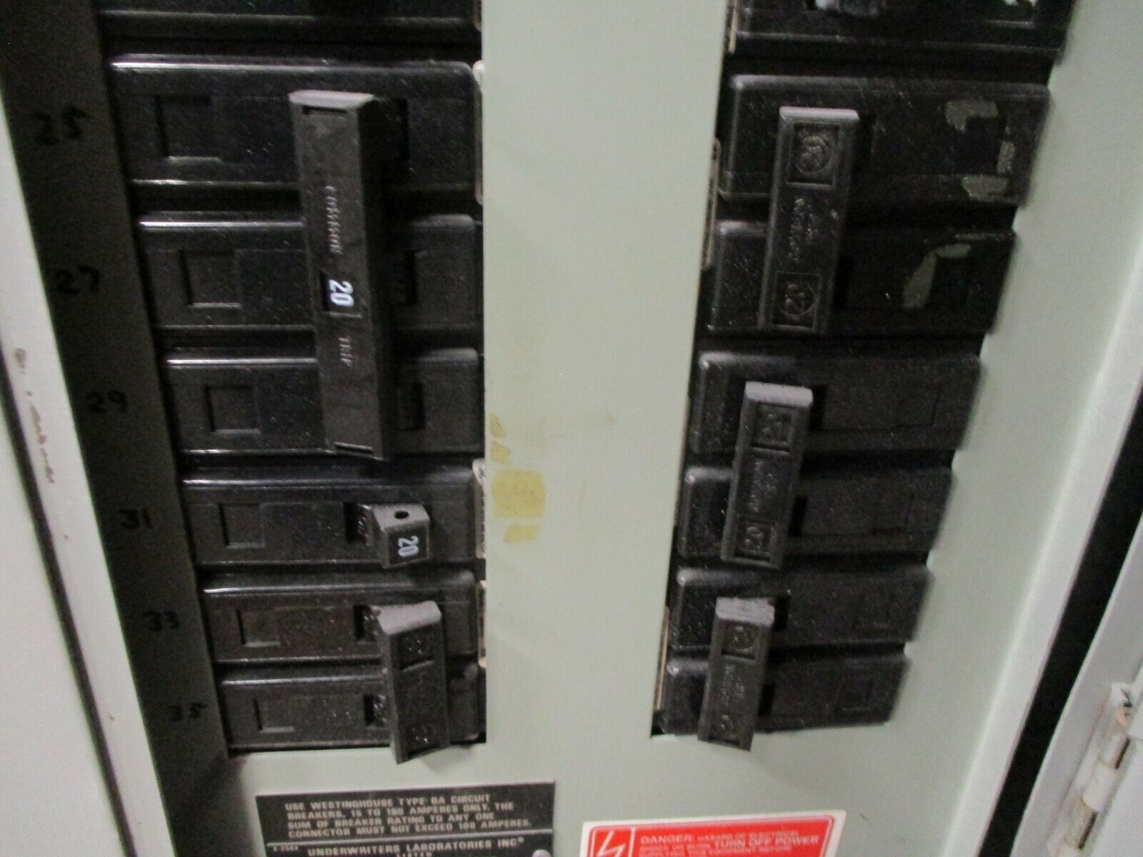Westinghouse Main Breaker Circuit Breaker Panel MP-83420 225A Max 208Y/120 3Ph